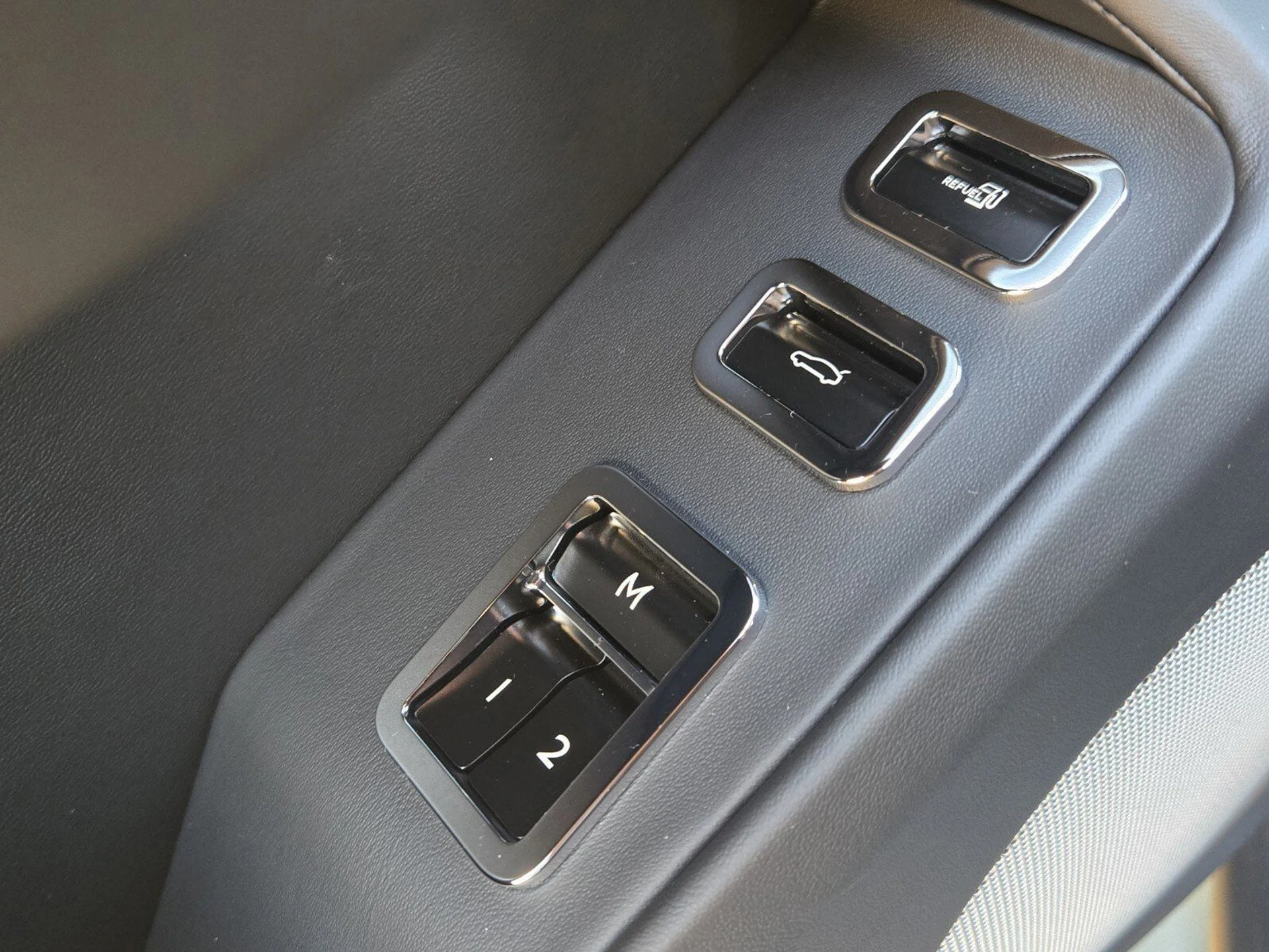 mph044_1334630136_2d484d59606ccdd03e15942487b4fad9x_0086002b25