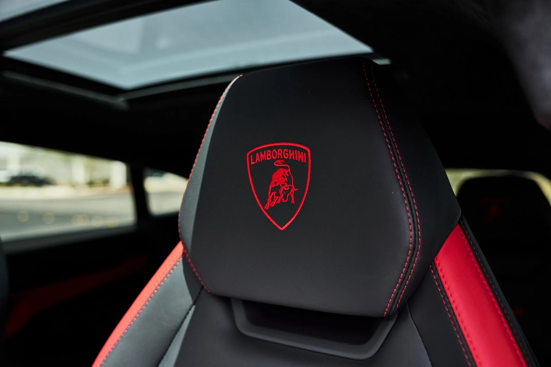 mph044_1335148979_Used_2023_Lamborghini_Urus_S_1781228819_55192a18fc