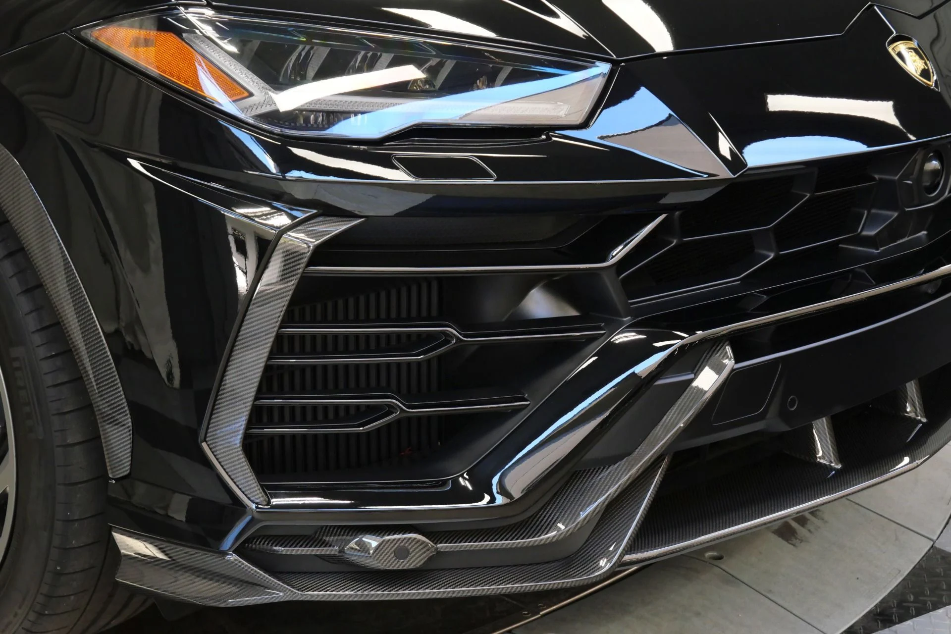 mph044_1336160848_Used_2022_Lamborghini_Urus_1761576878_da98a7a77e