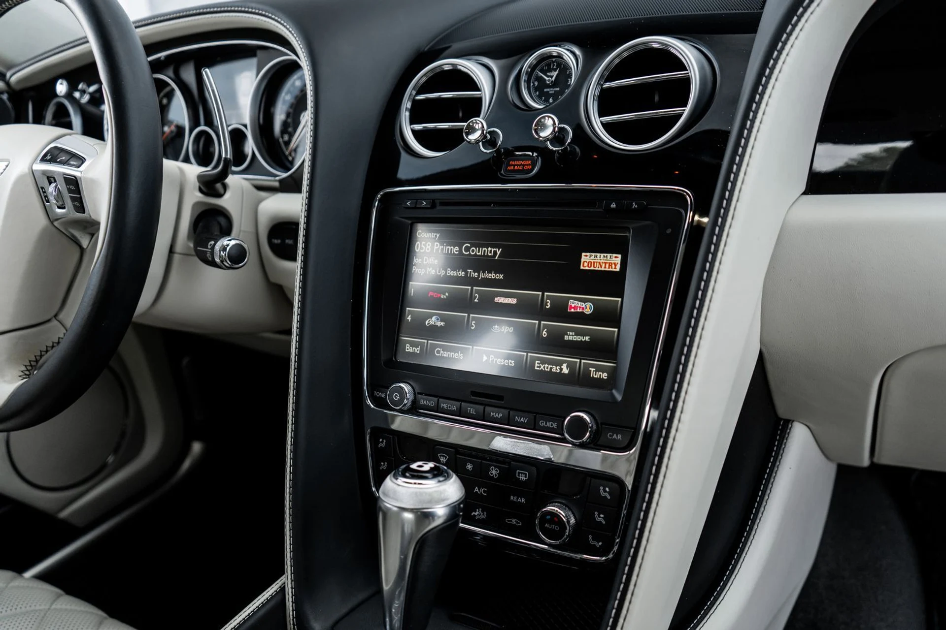 mph044_133881890_74166a38_9ca5_469a_a747_73a56277e115_592d24619f