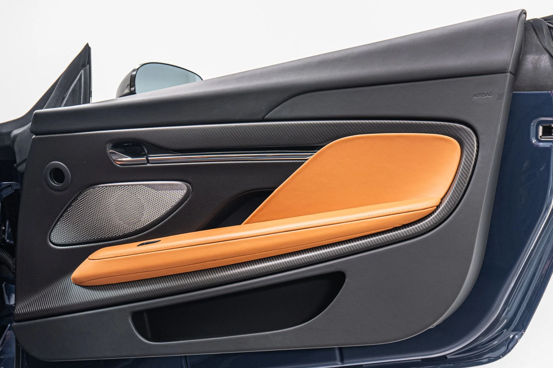 mph044_1395580981_Used_2024_Aston_Martin_DB_12_Volante_Carbon_Fiber_Bucket_Seats_Heritage_Paint_Color_1773867859_aba41643e5