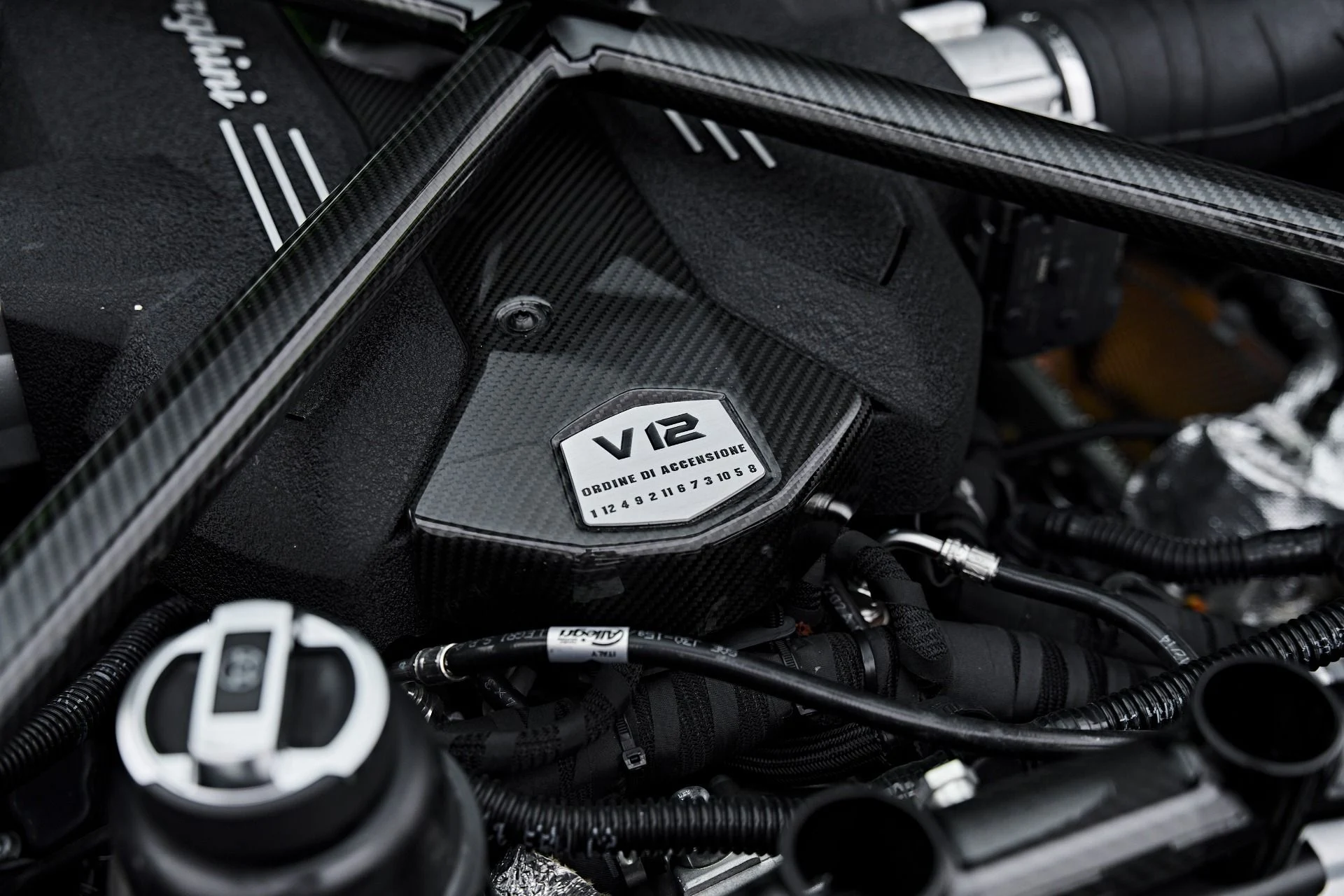 mph044_1403393978_Used_2016_Lamborghini_Aventador_LP_750_4_Super_Veloce_1791227509_0dbc157a18