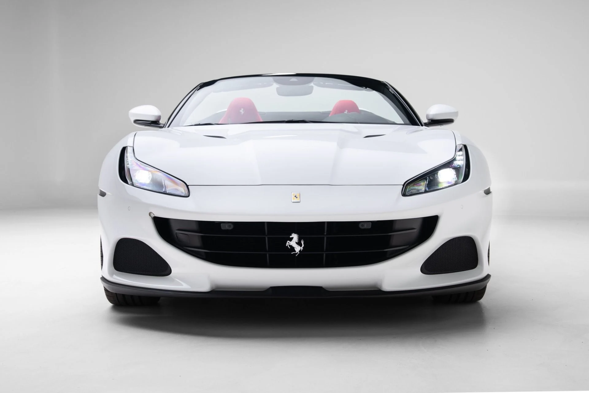 mph044_1447825889_Used_2022_Ferrari_Portofino_M_1771016640_aa642ff1bf