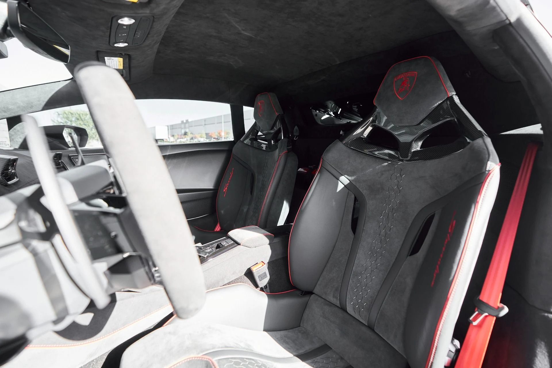 mph044_1464007923_Used_2023_Lamborghini_Huracan_Base_1764123609_73db0fcd18