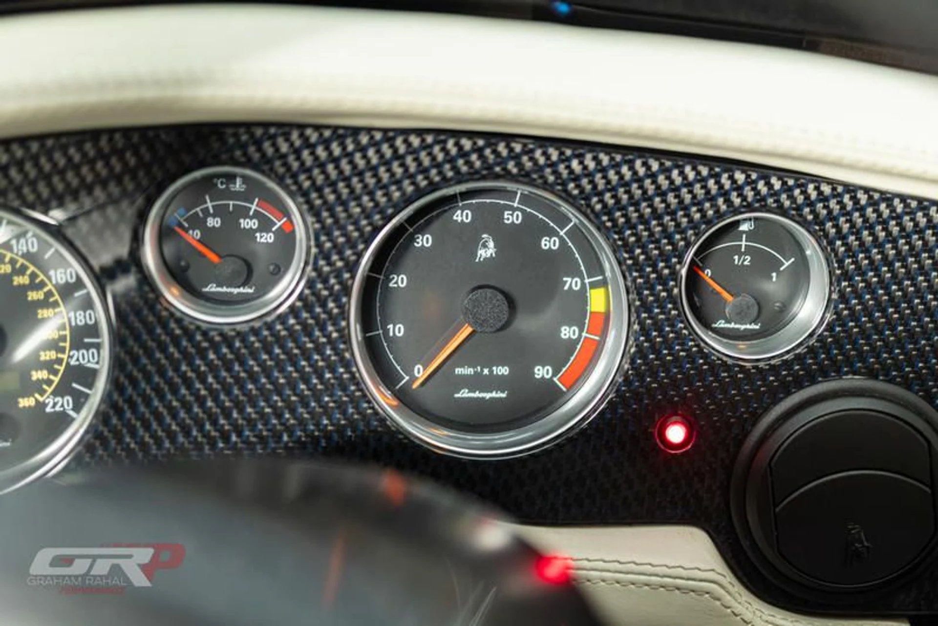 mph044_1486520868_4_C44_C499_57_F8_4_E53_805_E_EC_89_B4_C83859_d6ffff54b4