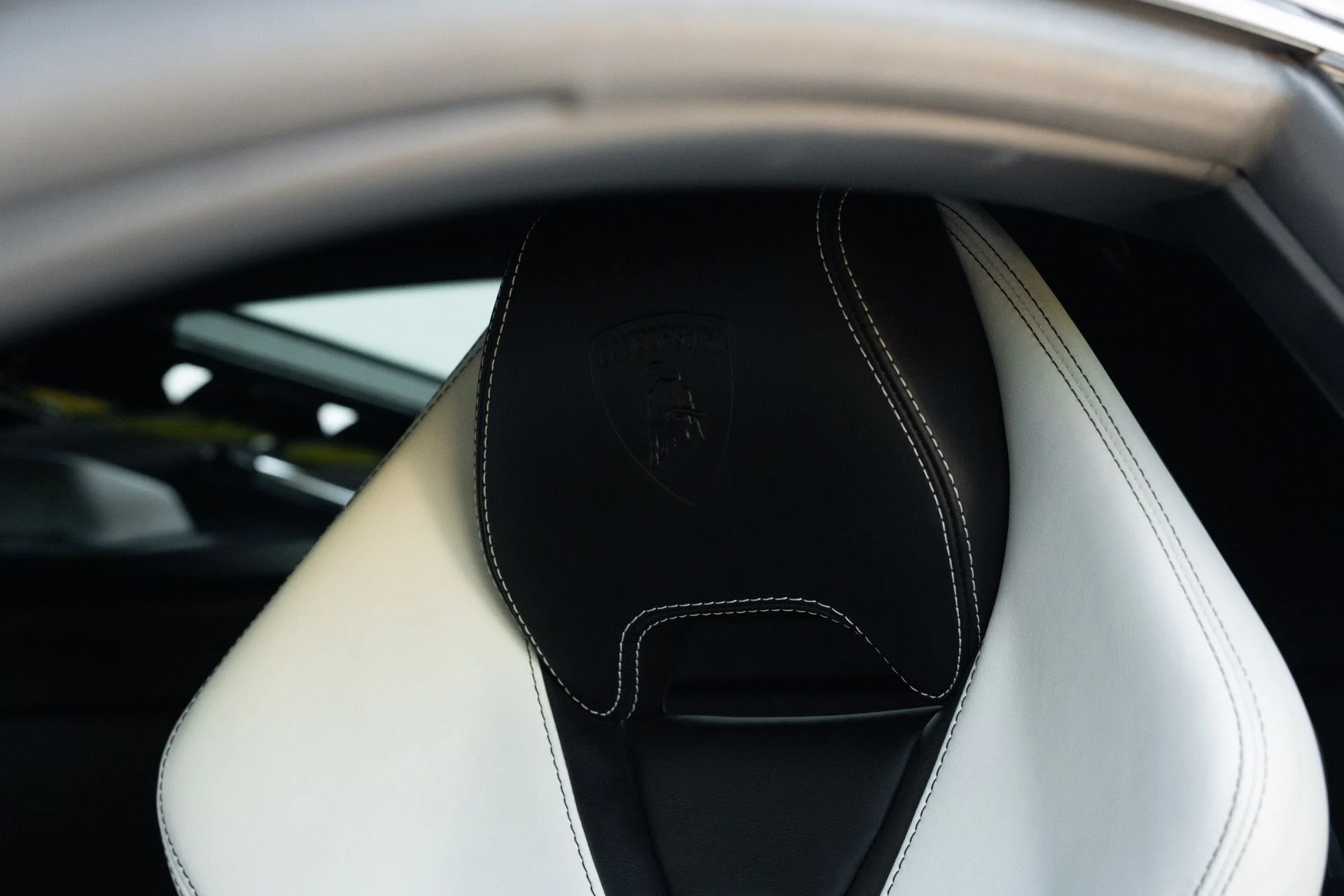 mph044_1490815523_Used_2016_Lamborghini_Huracan_LP_610_4_1771995727_d8597e98aa