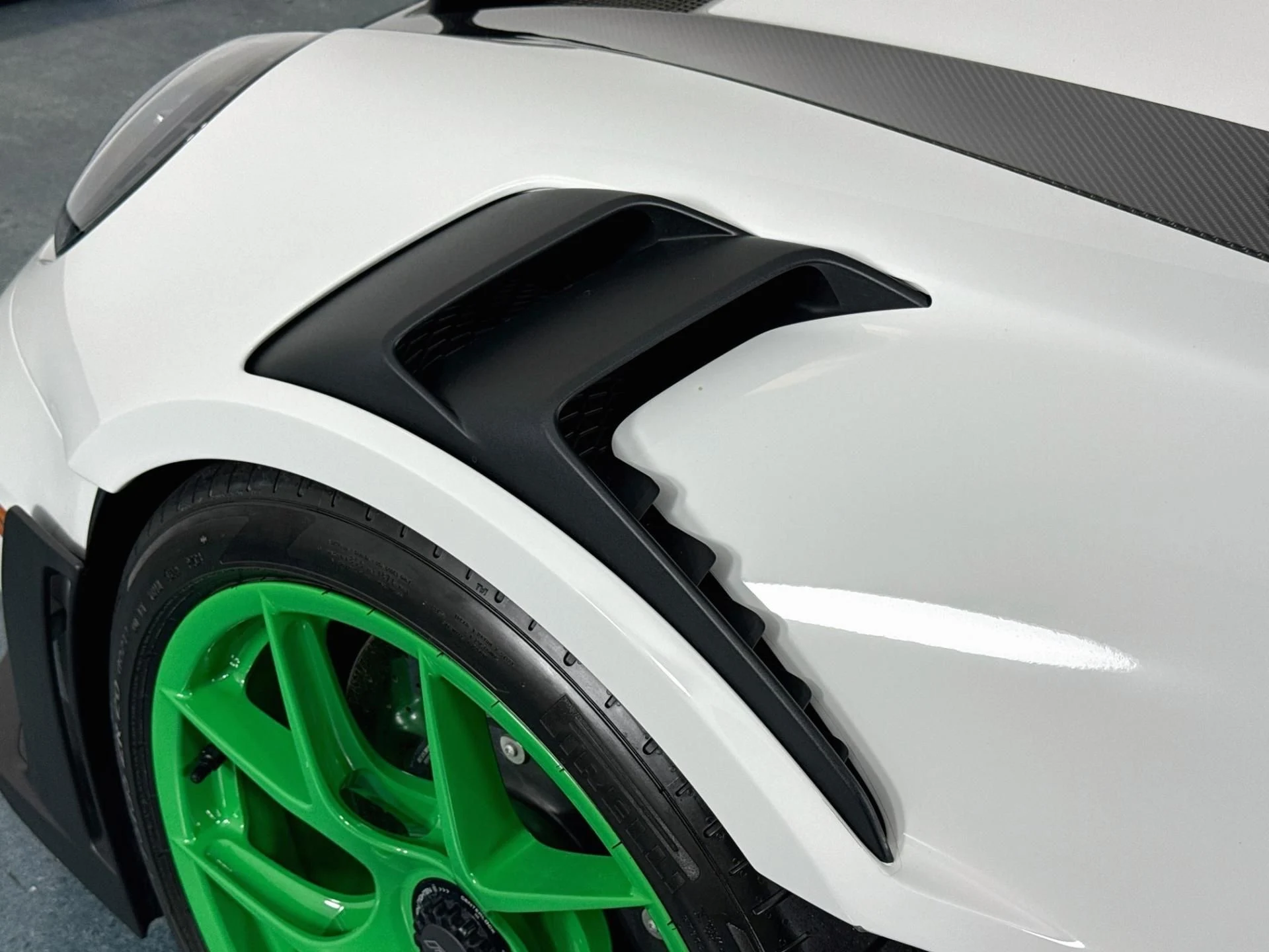 mph044_1496053597_Used_2024_Porsche_911_GT_3_RS_1786469528_7c0689996d