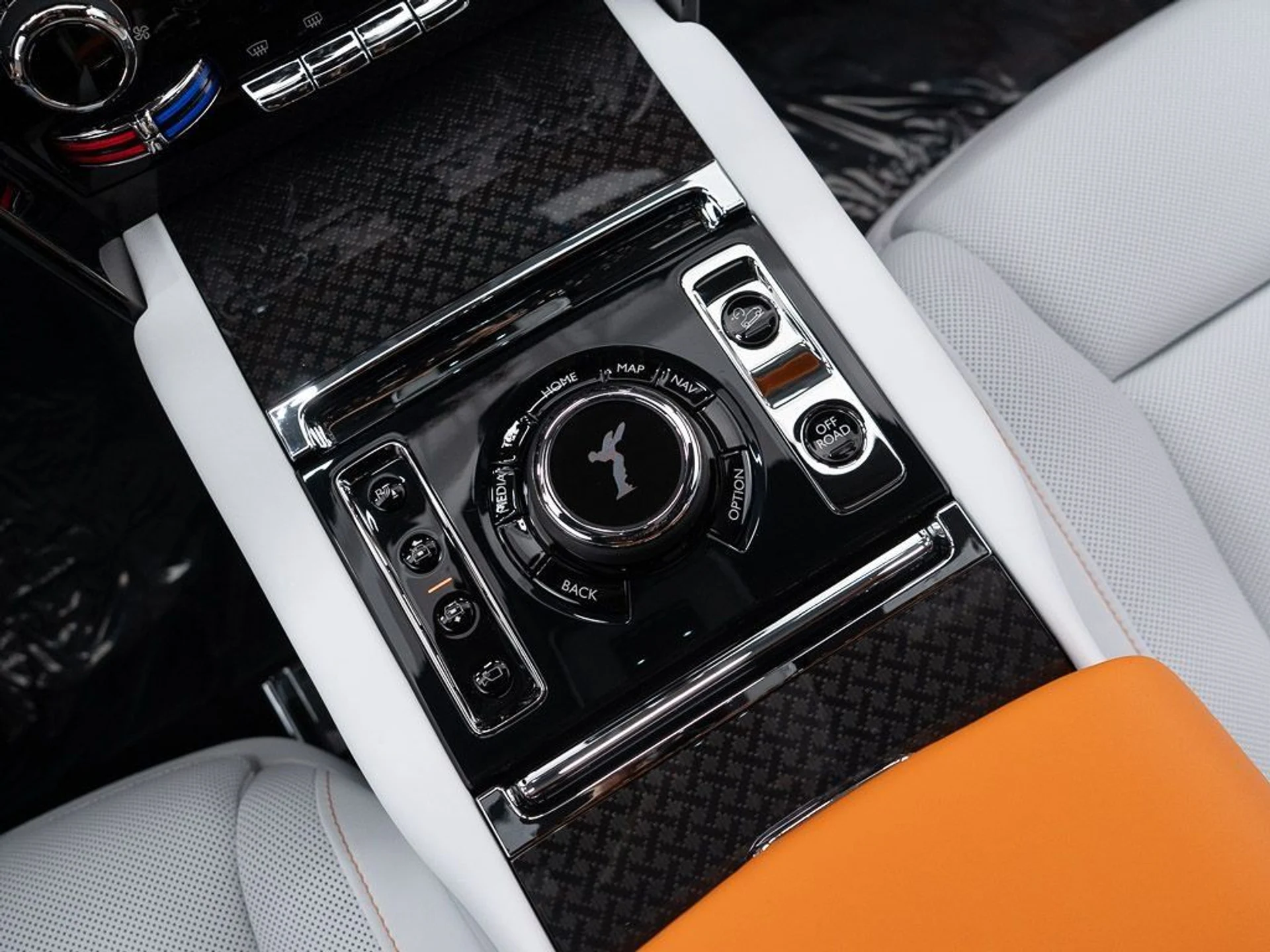 mph044_1498305724_223ad8badf5f1b16364cac6f01fe4d80_b76dd4c541