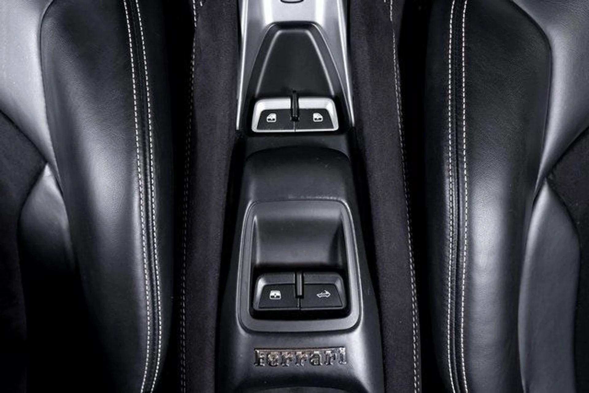 mph044_1510570798_860da751d810f8a0900fdfbfc72ffc79x_730a6fbada