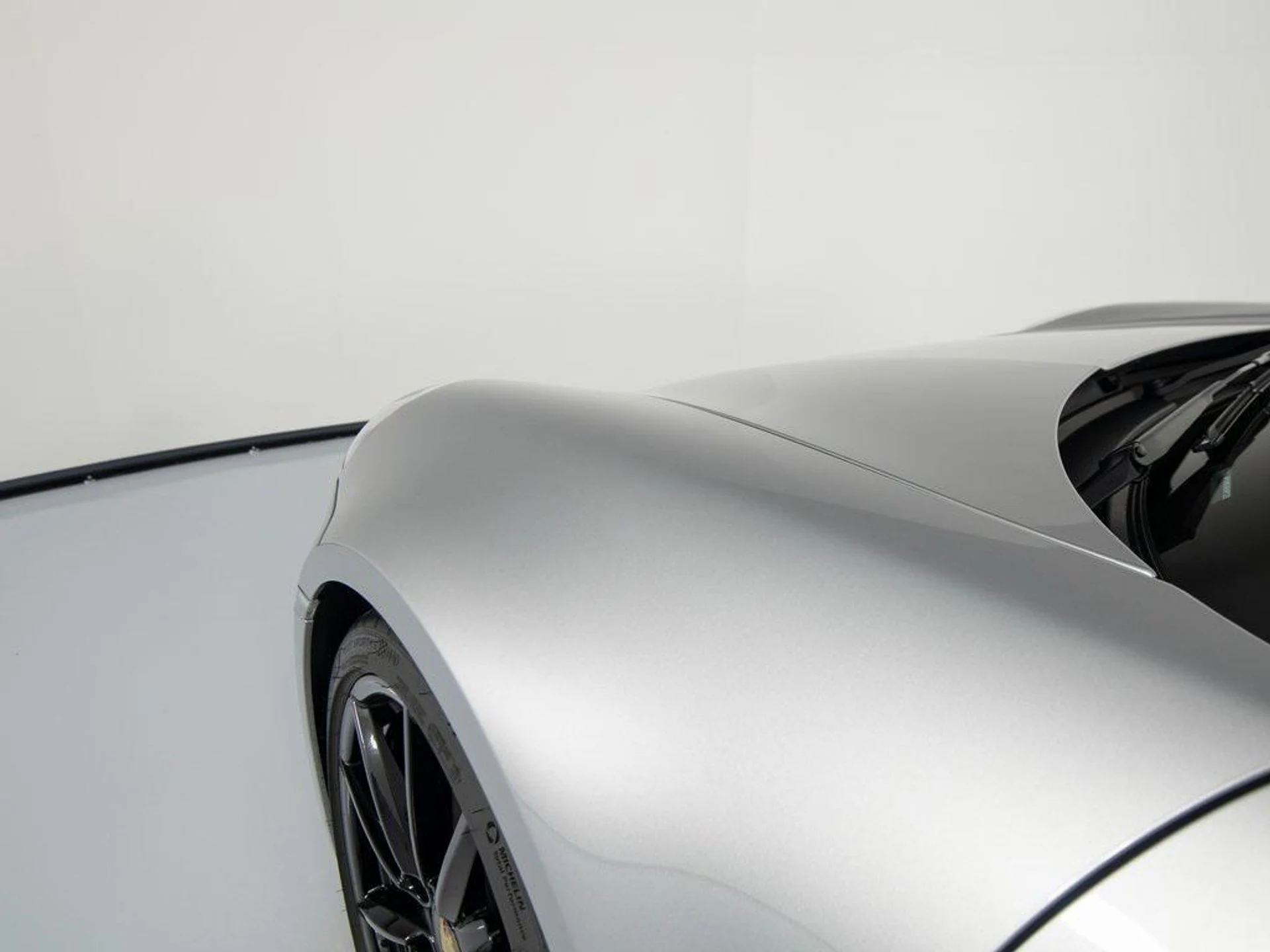 mph044_1522548741_a_RY_7o7jr_K_Pdo_Ph_Ef_F_Ql_F1_I2_Et_YA_50b903fb78