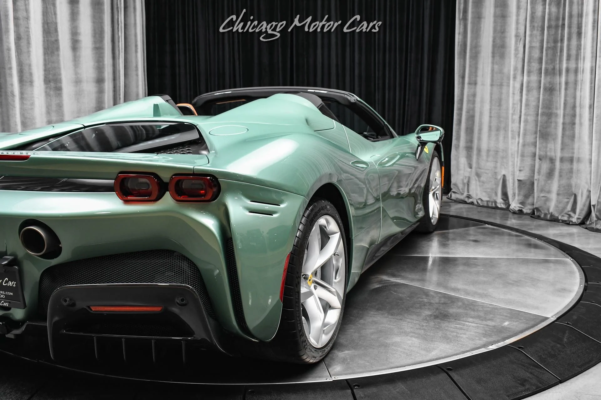 mph044_1527646728_13468_p45_l_a8e54a0e94