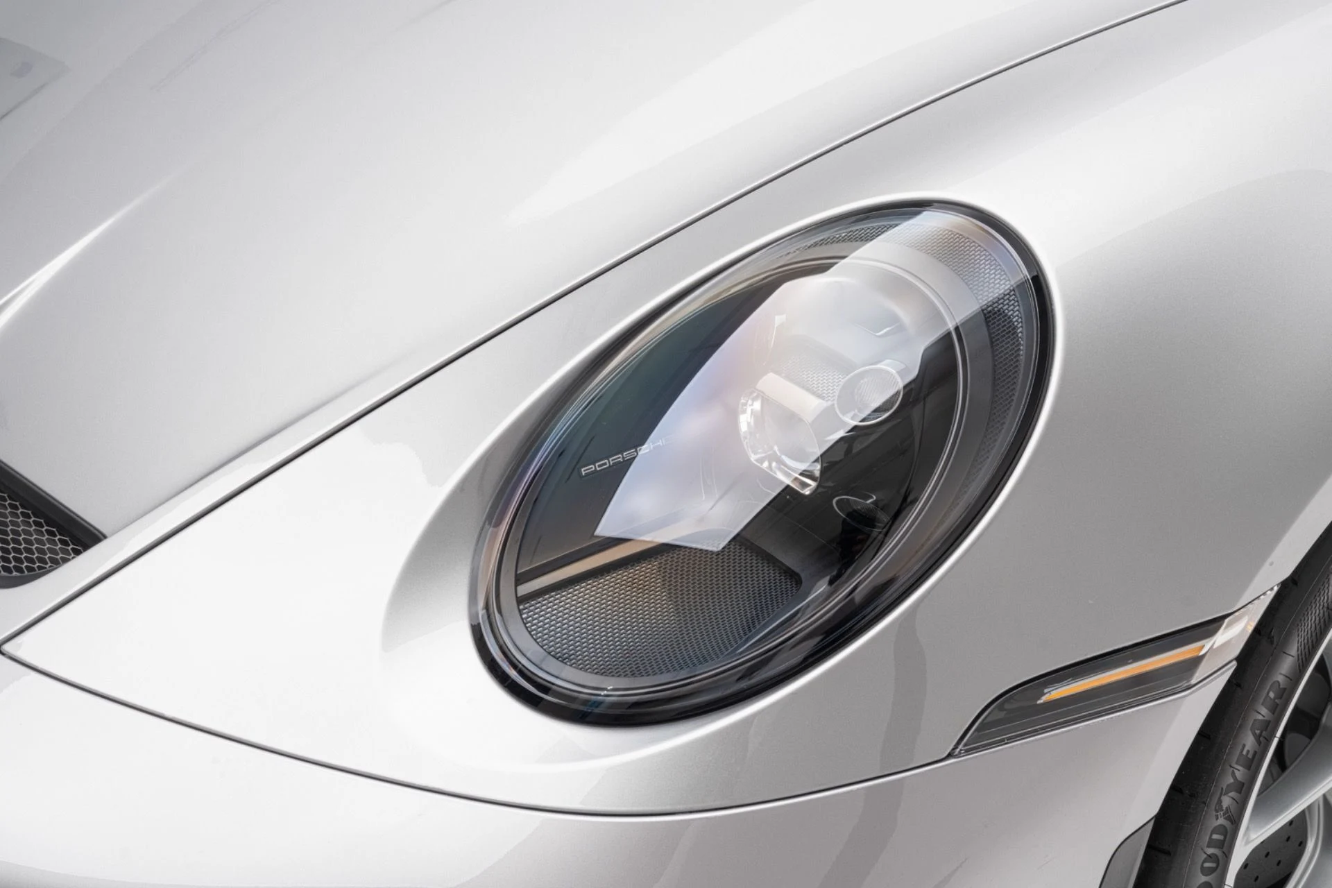 mph044_1543946891_Used_2024_Porsche_911_GT_3_Touring_1776272109_0f06afcad9