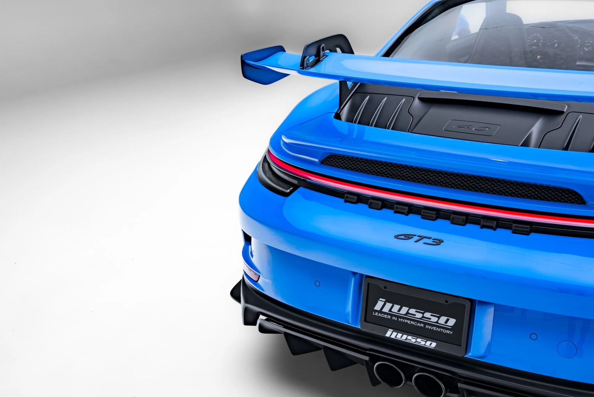 mph044_154407123_Used_2023_Porsche_911_GT_3_1771960817_2847f9b0e7