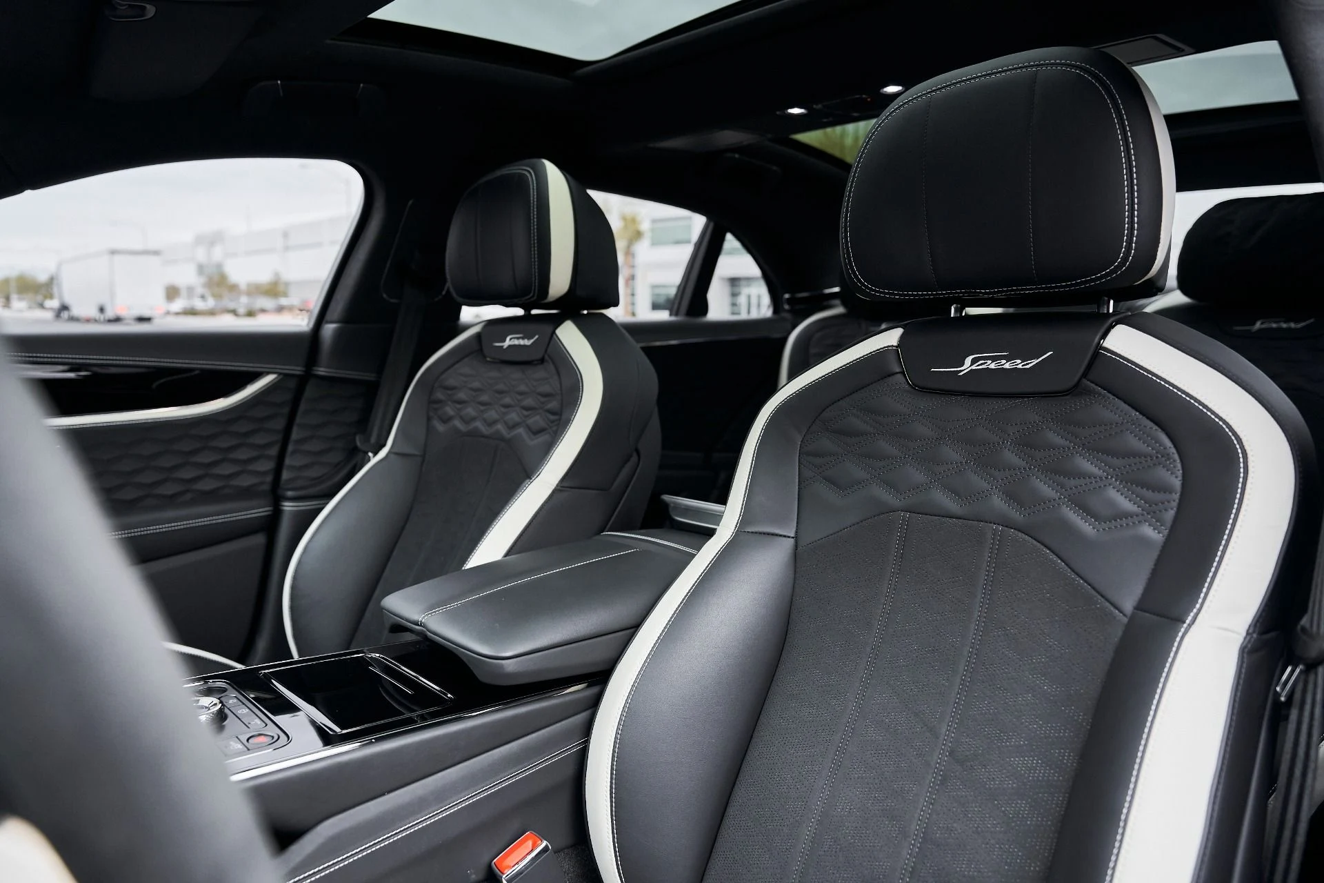 mph044_1552174879_Used_2025_Bentley_Flying_Spur_Speed_1769137095_a713e4fed2