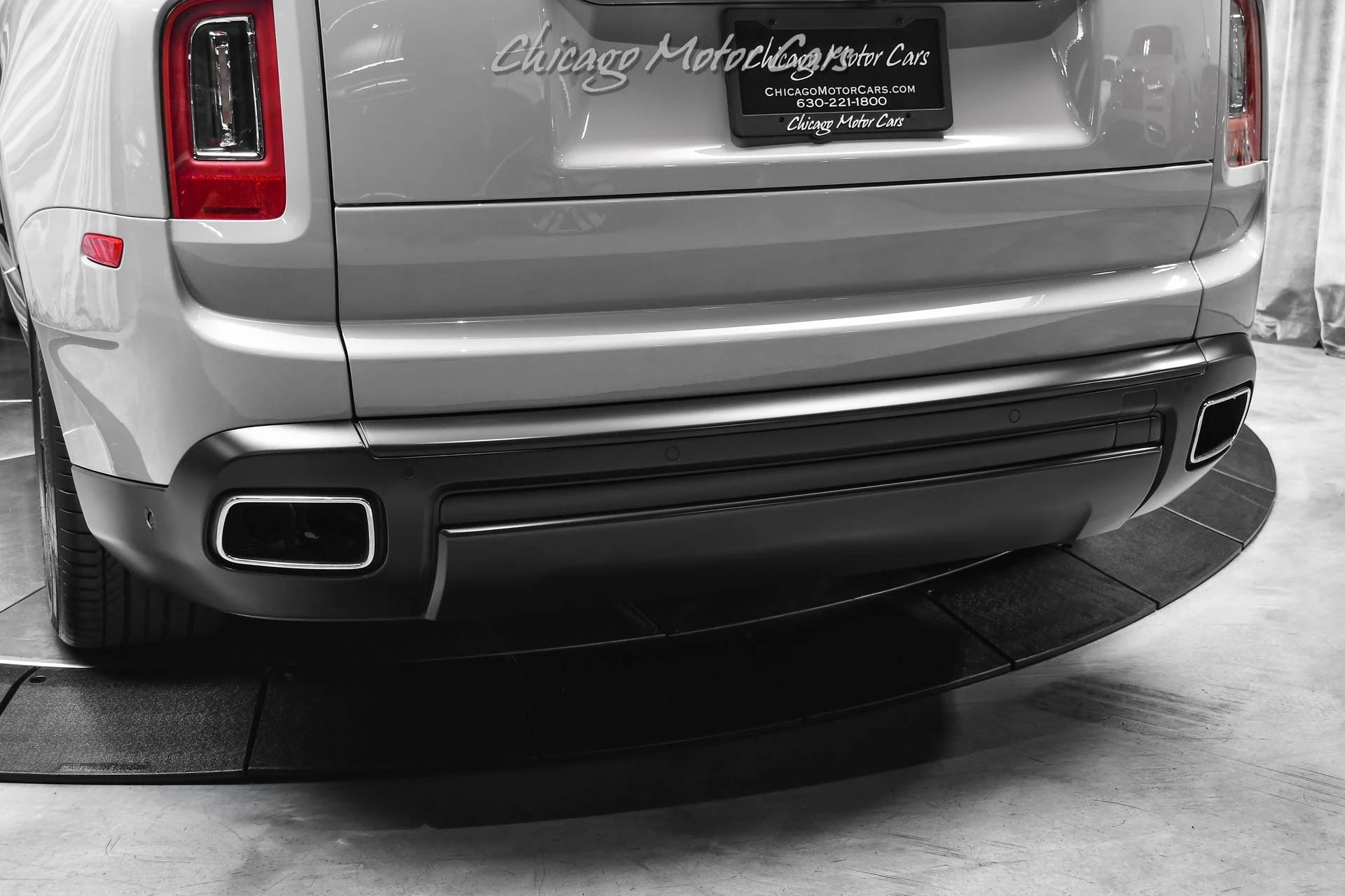 mph044_1558534717_13155_p45_l_fee4057375