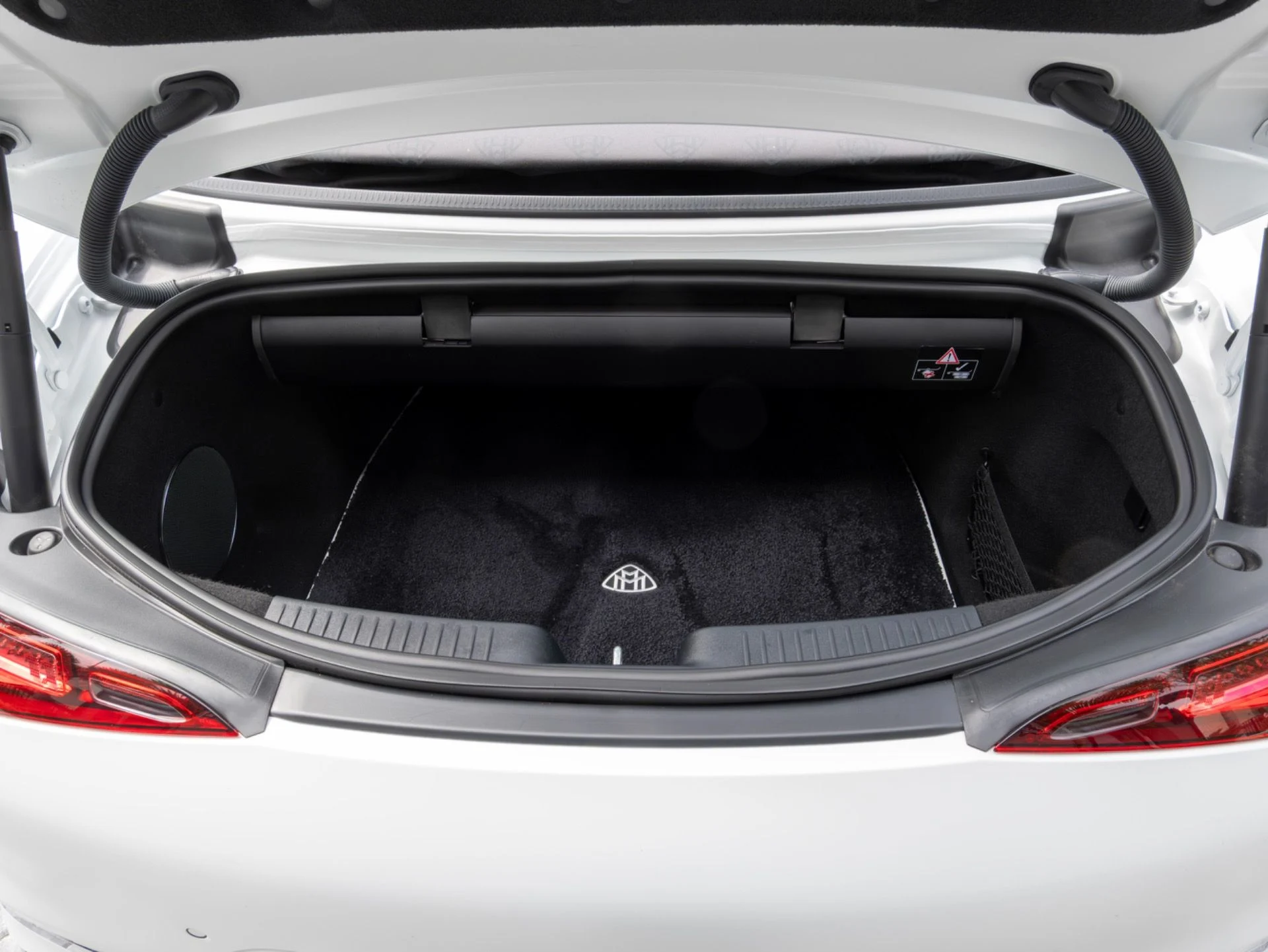 mph044_1568491876_Used_2026_Mercedes_Benz_SL_Maybach_SL_680_Monogram_Series_1775231666_d0c3acfa6a