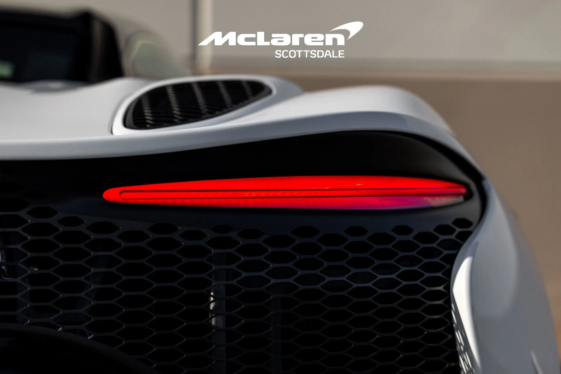 mph044_1570936600_Used_2025_MCLAREN_ARTURA_1728156448_a6939de3f5