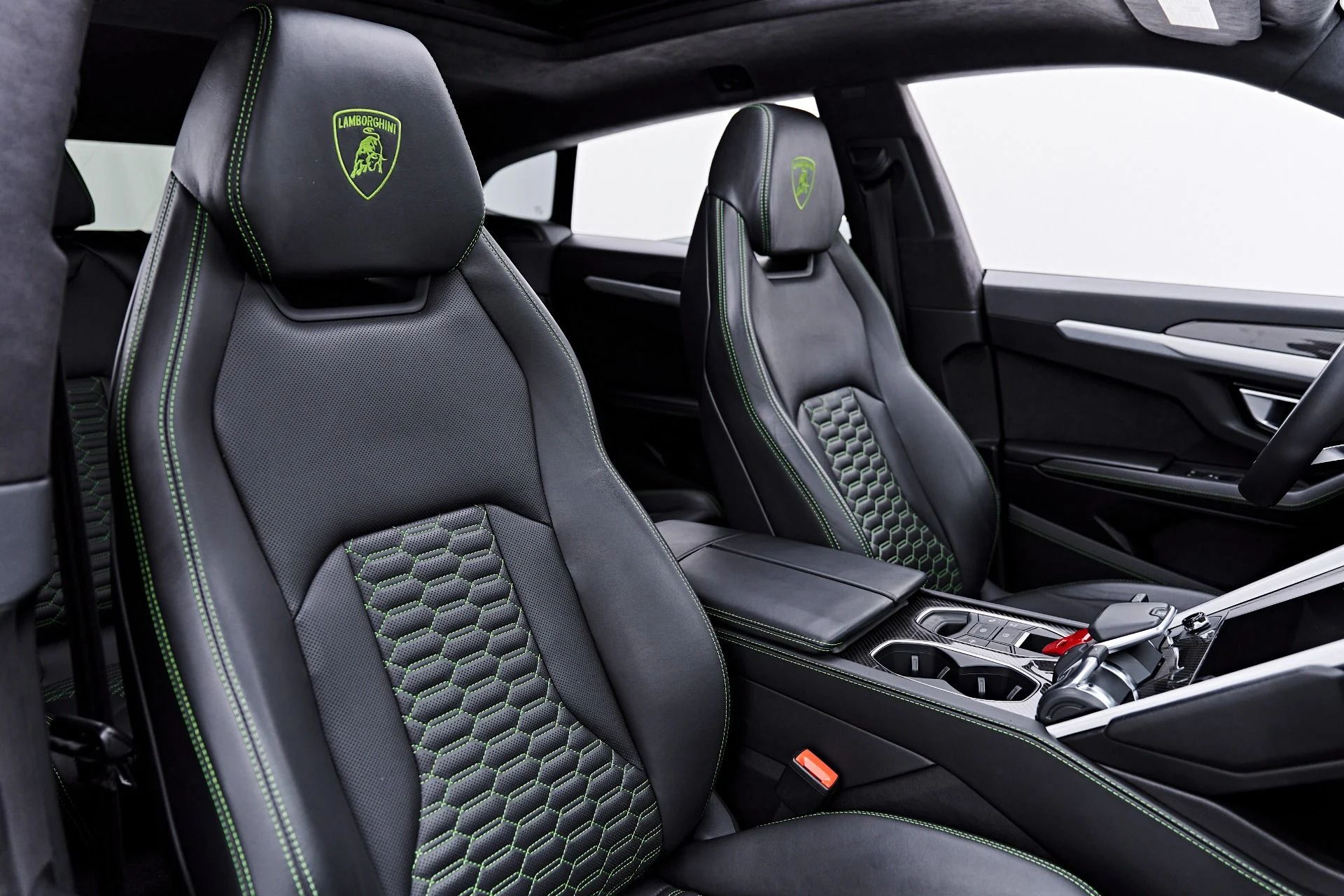 mph044_1571678895_Used_2021_Lamborghini_Urus_1788457940_6c4659ce05