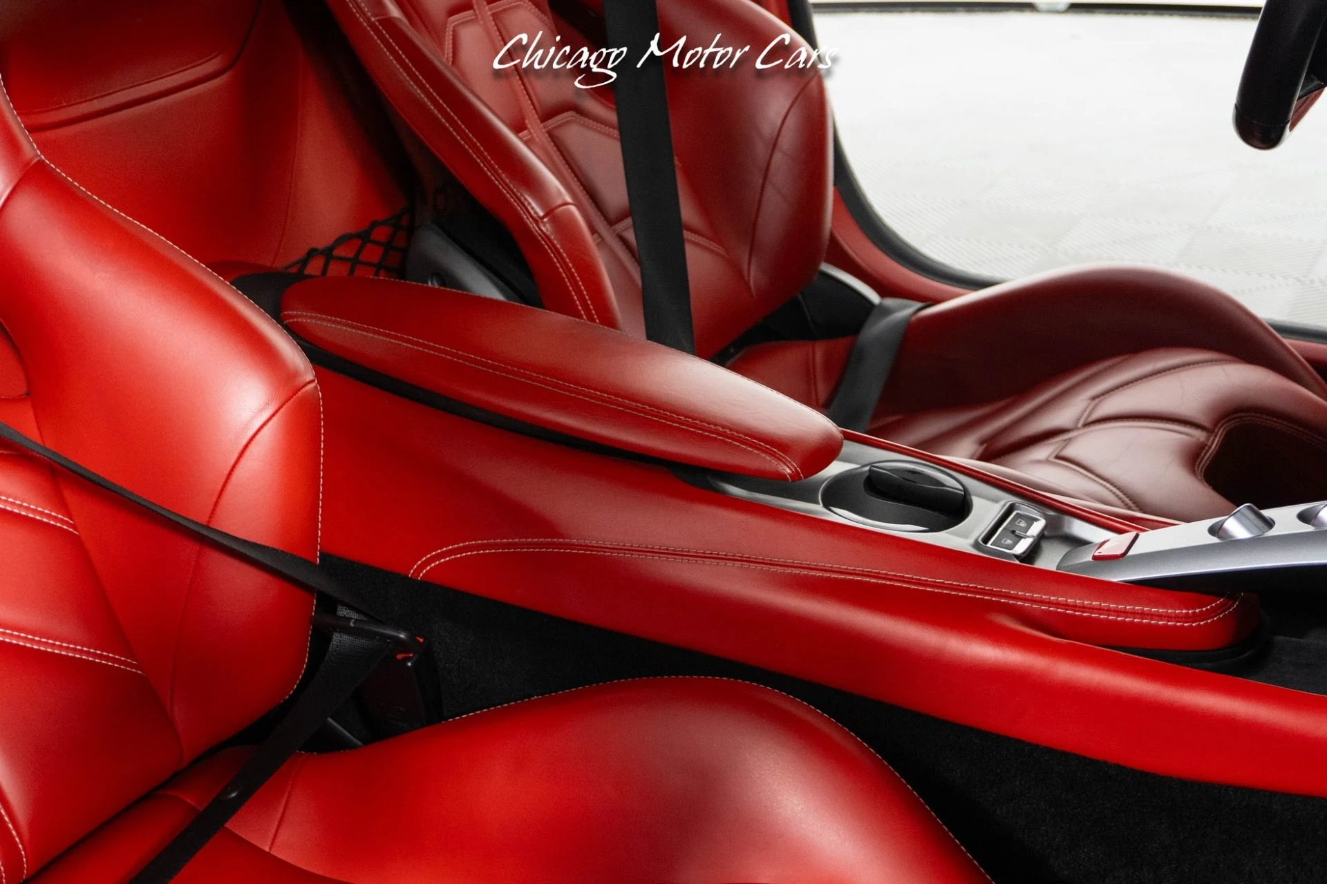 mph044_1573639340_12194_p45_l_1b2d711c18