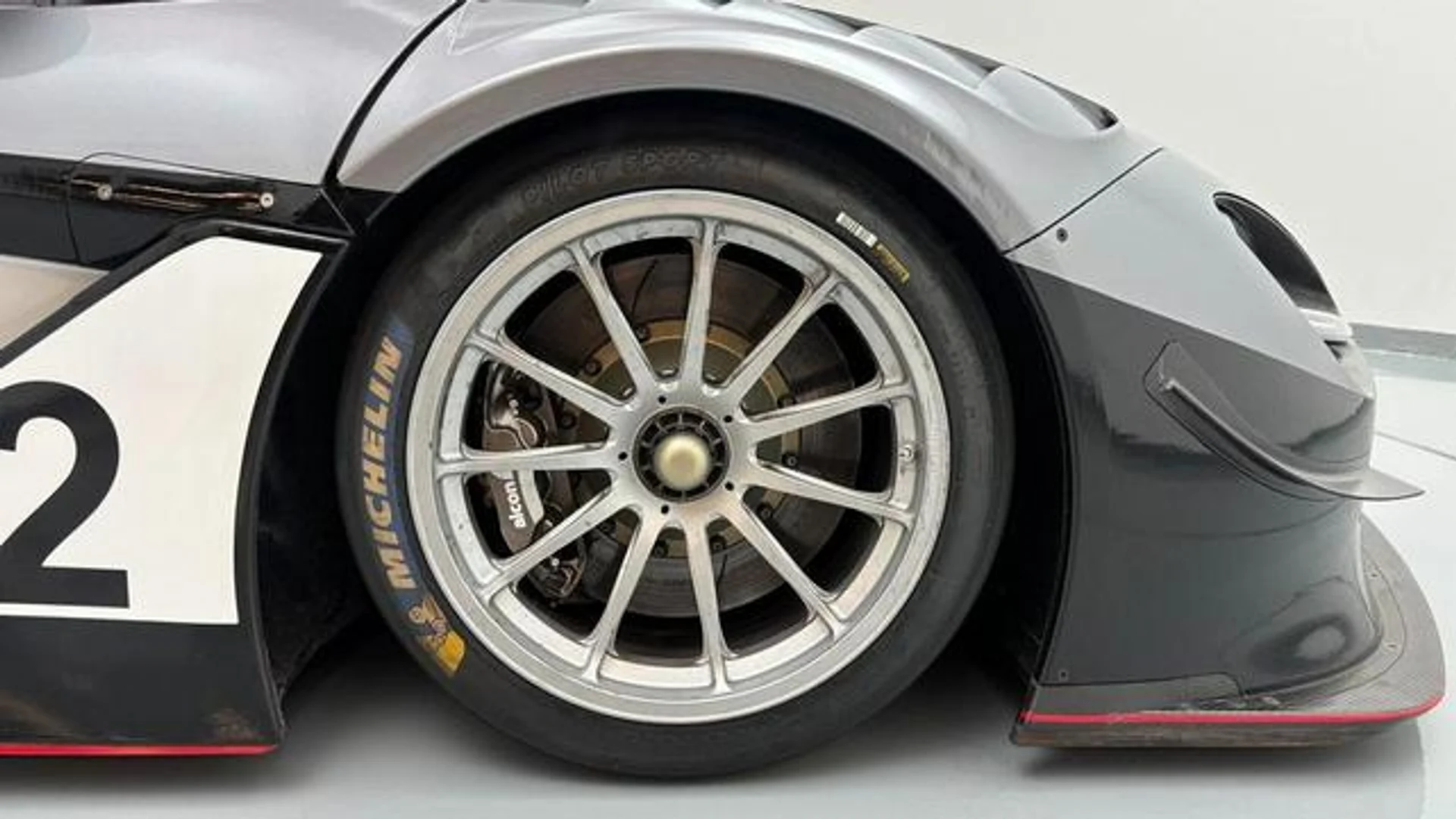 mph044_1597270508_gy_Odn_Kw9_CL_Dx_Qagkwa_H_Gcq_M3c_Do_4aa87843f2