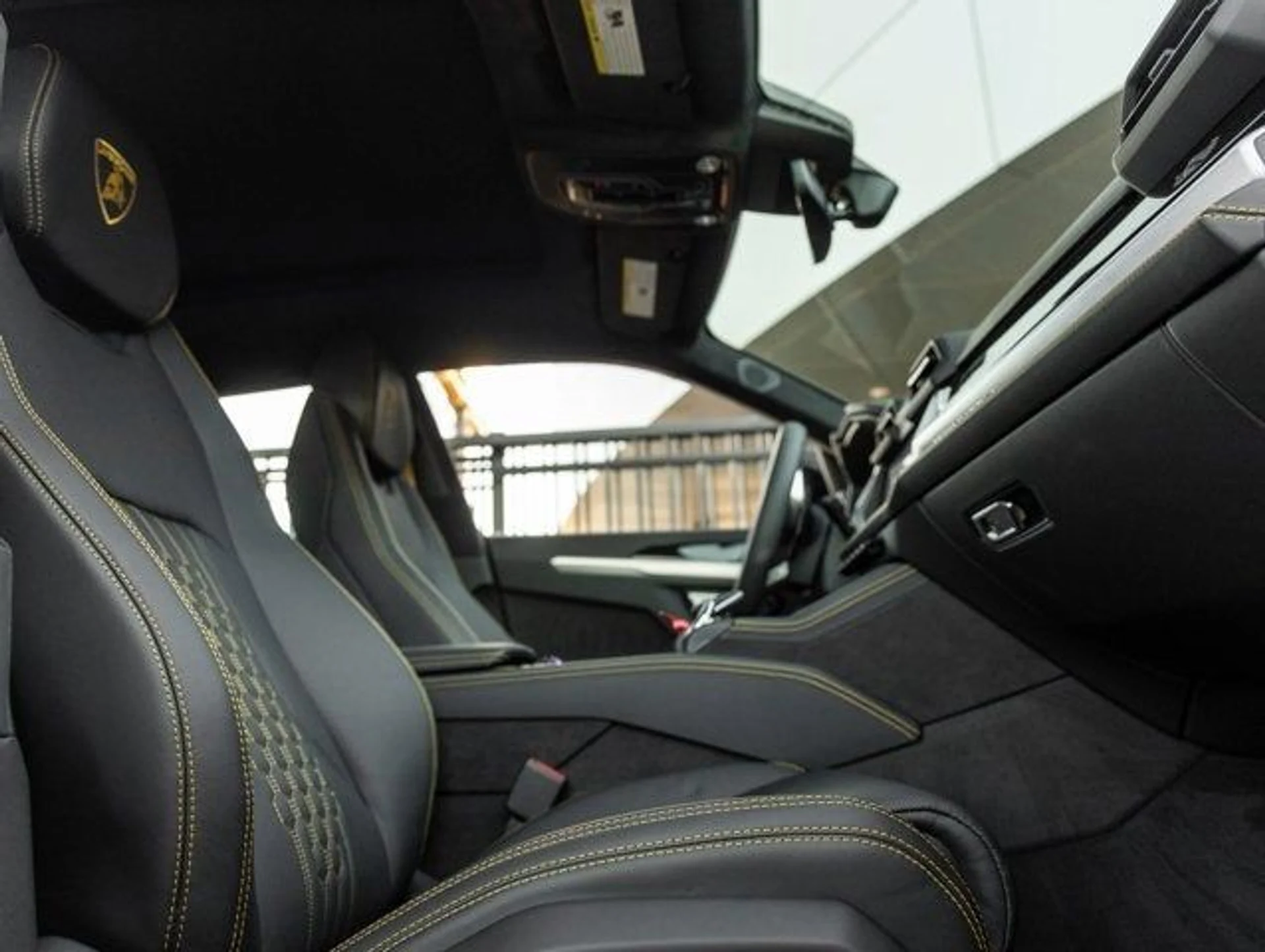 mph044_1603956410_45_03cc411994