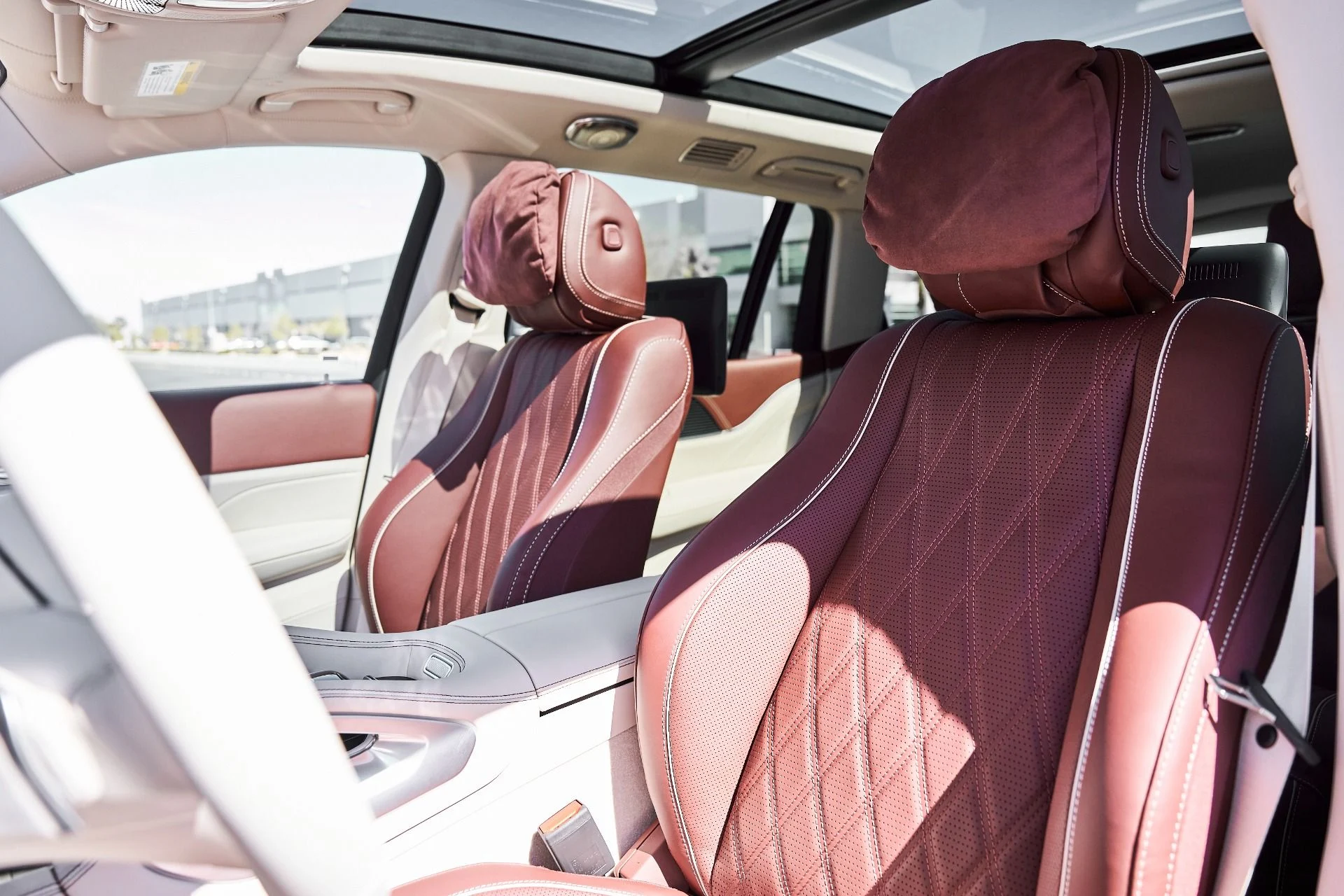 mph044_1642799997_Used_2026_Mercedes_Benz_GLS_Maybach_GLS_600_1777074121_f54a35cd08