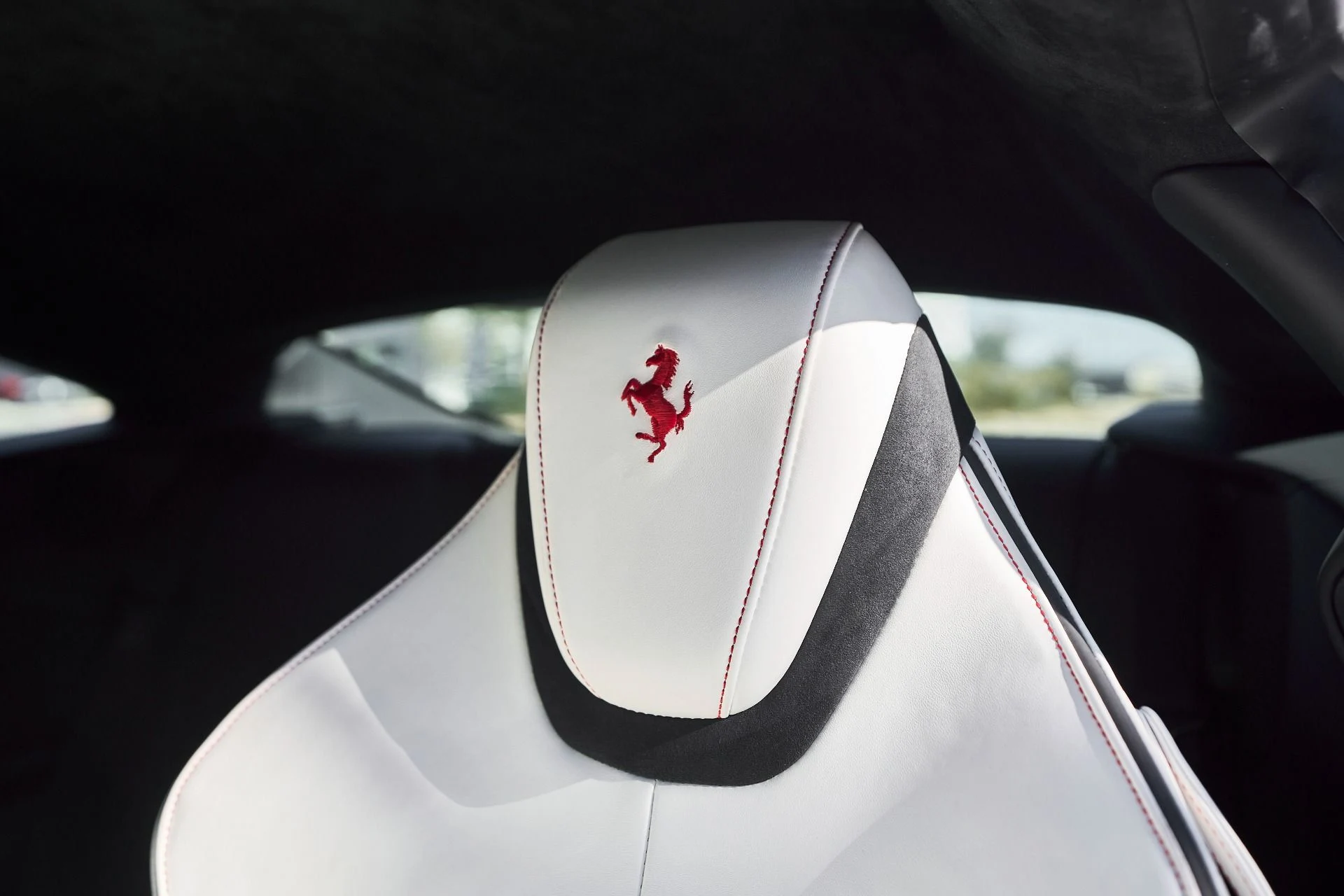 mph044_1674575334_Used_2022_Ferrari_Roma_Base_1764637256_d29b0e3bd4