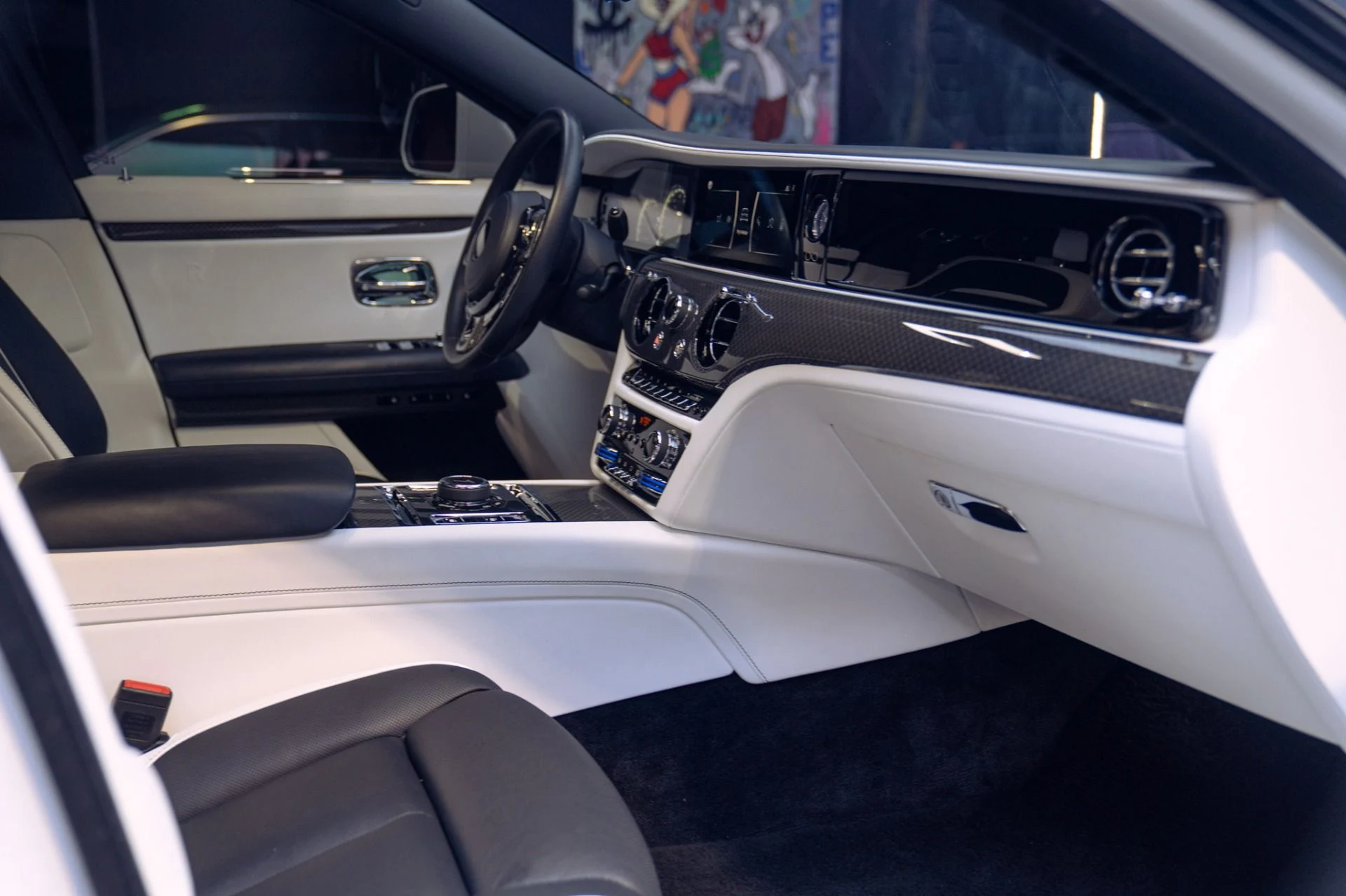 mph044_1691527399_Used_2022_Rolls_Royce_Black_Badge_Ghost_Rear_Theater_and_Trays_Full_Carbon_Interior_Package_1790797785_5aca2d7041