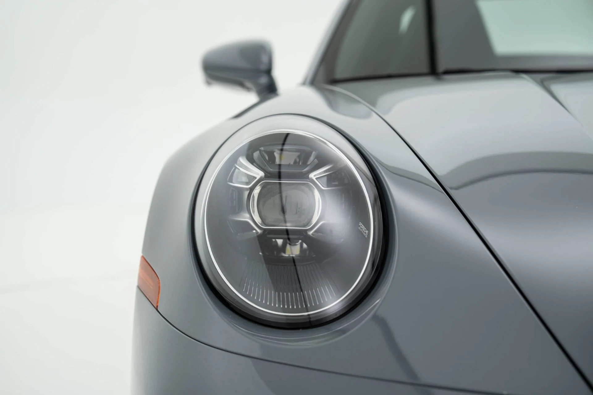 mph044_1695121690_Used_2024_Porsche_911_Carrera_1774628152_4fd9633326