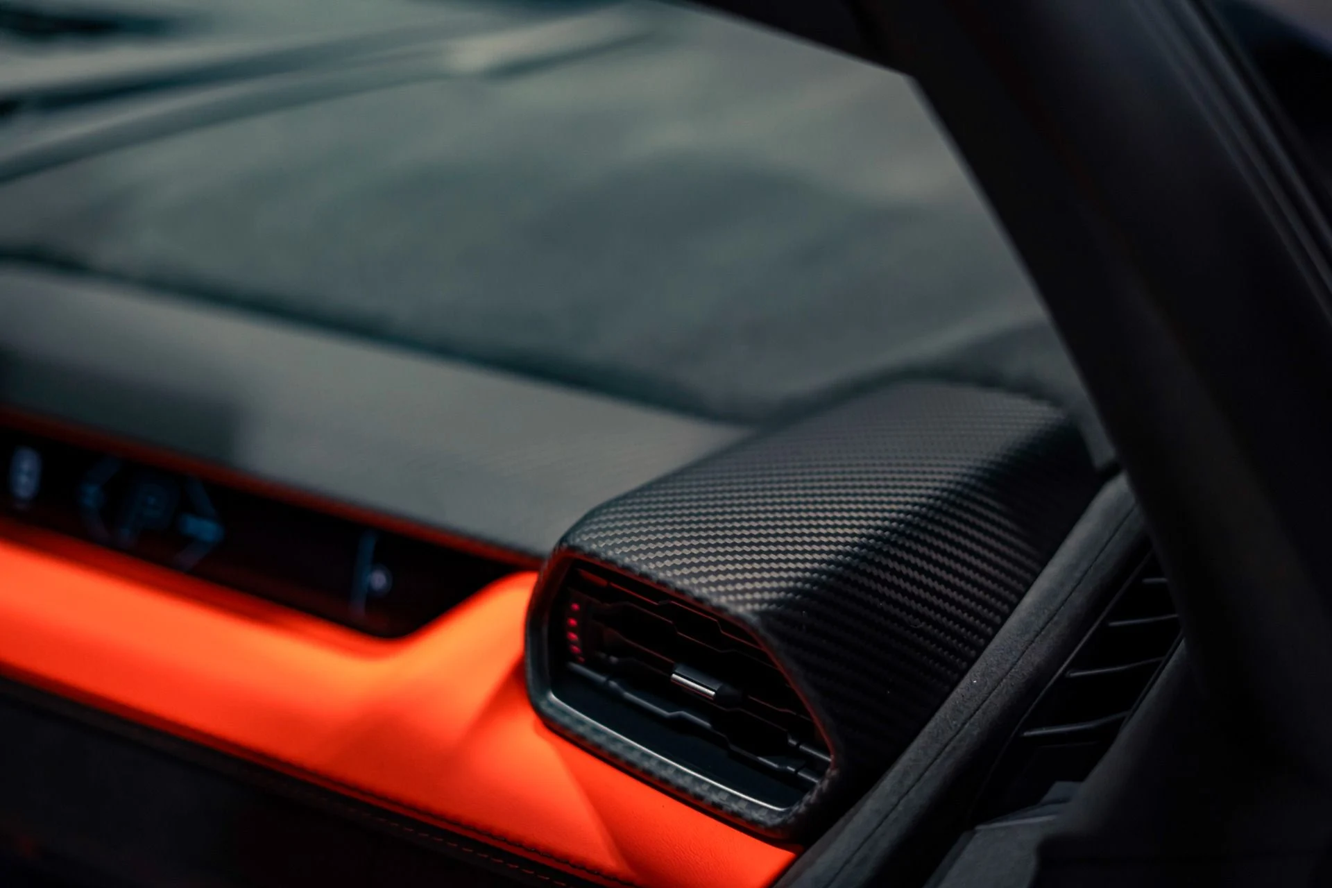 mph044_1734773797_Used_2025_Lamborghini_Revuelto_836_MSRP_Full_Body_PPF_Carbon_Roof_1780087440_f4819088ab