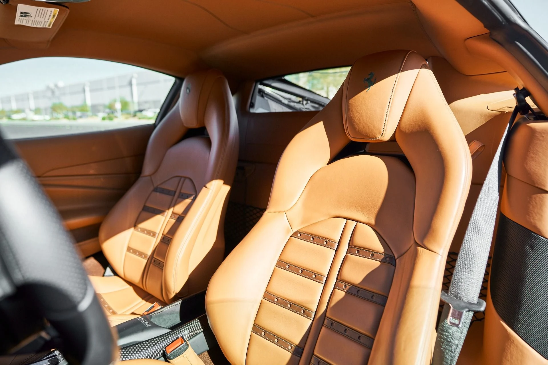 mph044_1734818194_Used_2022_Ferrari_F8_Tributo_Base_1765662181_3ffdc928c5