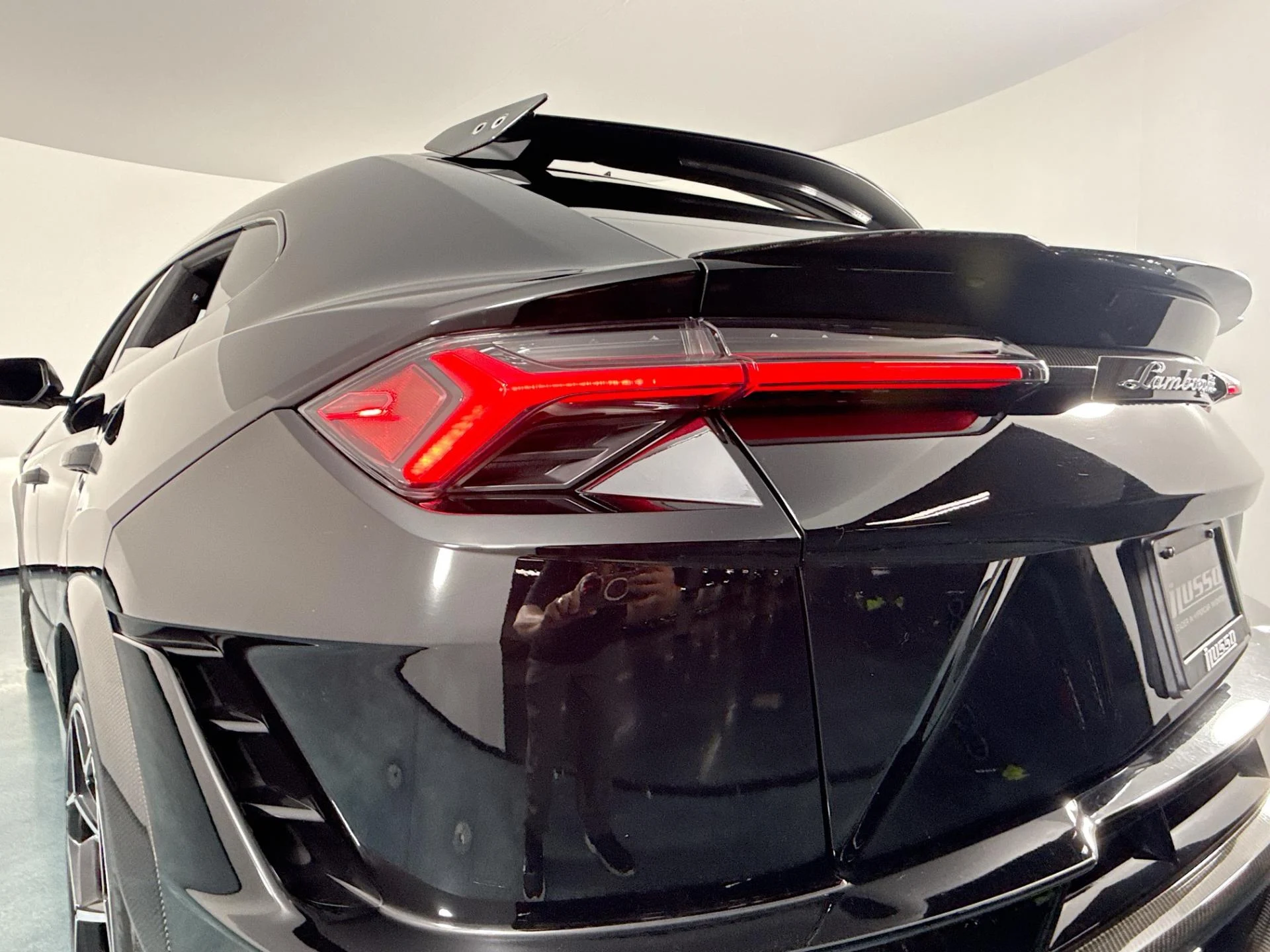 mph044_1748163567_Used_2023_Lamborghini_Urus_Performante_1783708246_a83a948c14