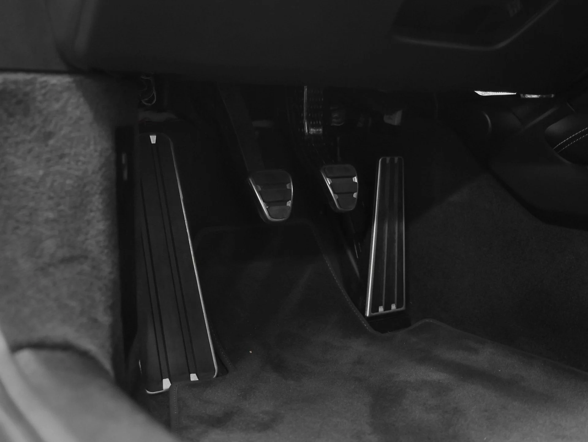 mph044_175297992_45_f11ebb4d02