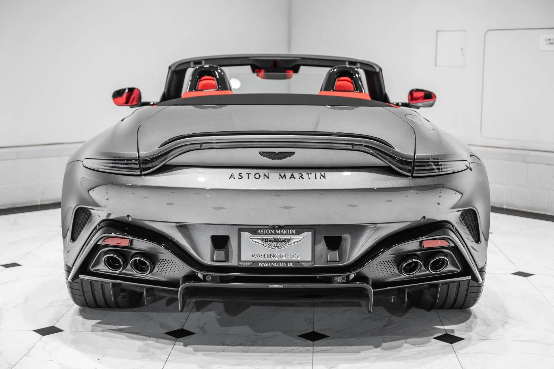 mph044_1758432049_New_2026_Aston_Martin_Vantage_S_Roadster_1781710723_ca6a5a27a7