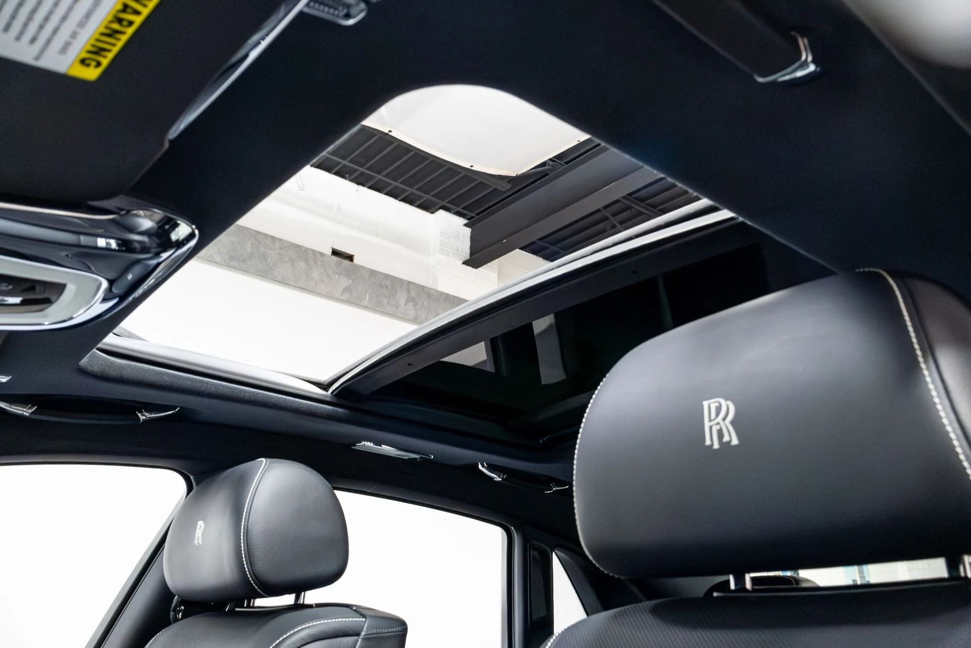 mph044_1765704908_Used_2016_Rolls_Royce_Ghost_1775019332_1623f39c53