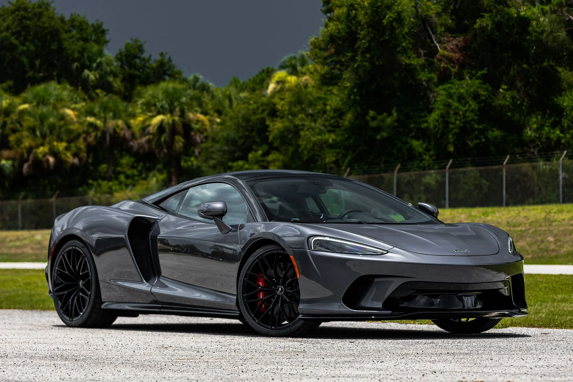 mph044_1767815698_Used_2023_Mc_Laren_GT_Luxe_ca91e81109