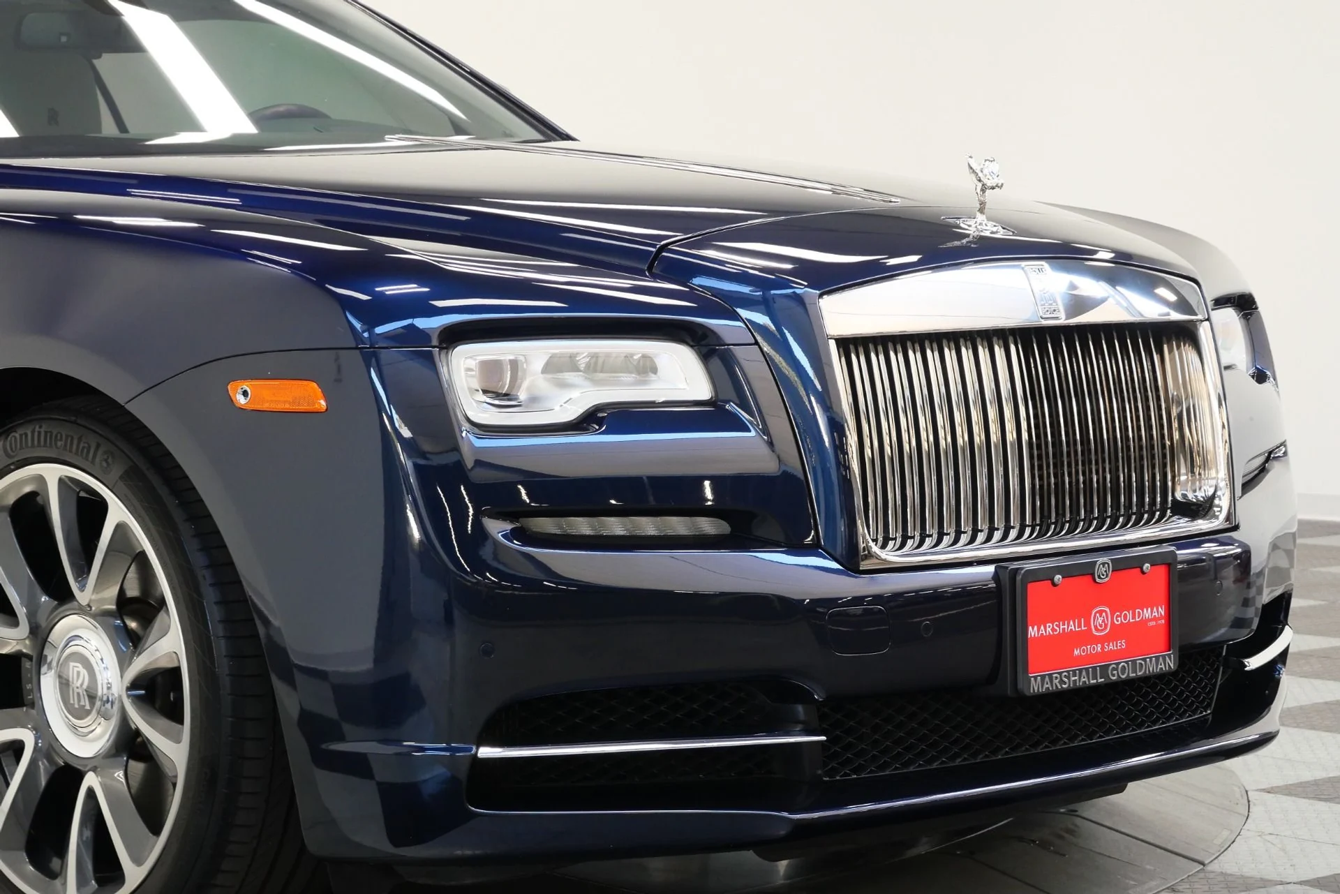 mph044_1798374333_Used_2019_Rolls_Royce_Wraith_The_Wraith_Package_Starlight_Headliner_Surround_Cameras_1773246282_a261227d63