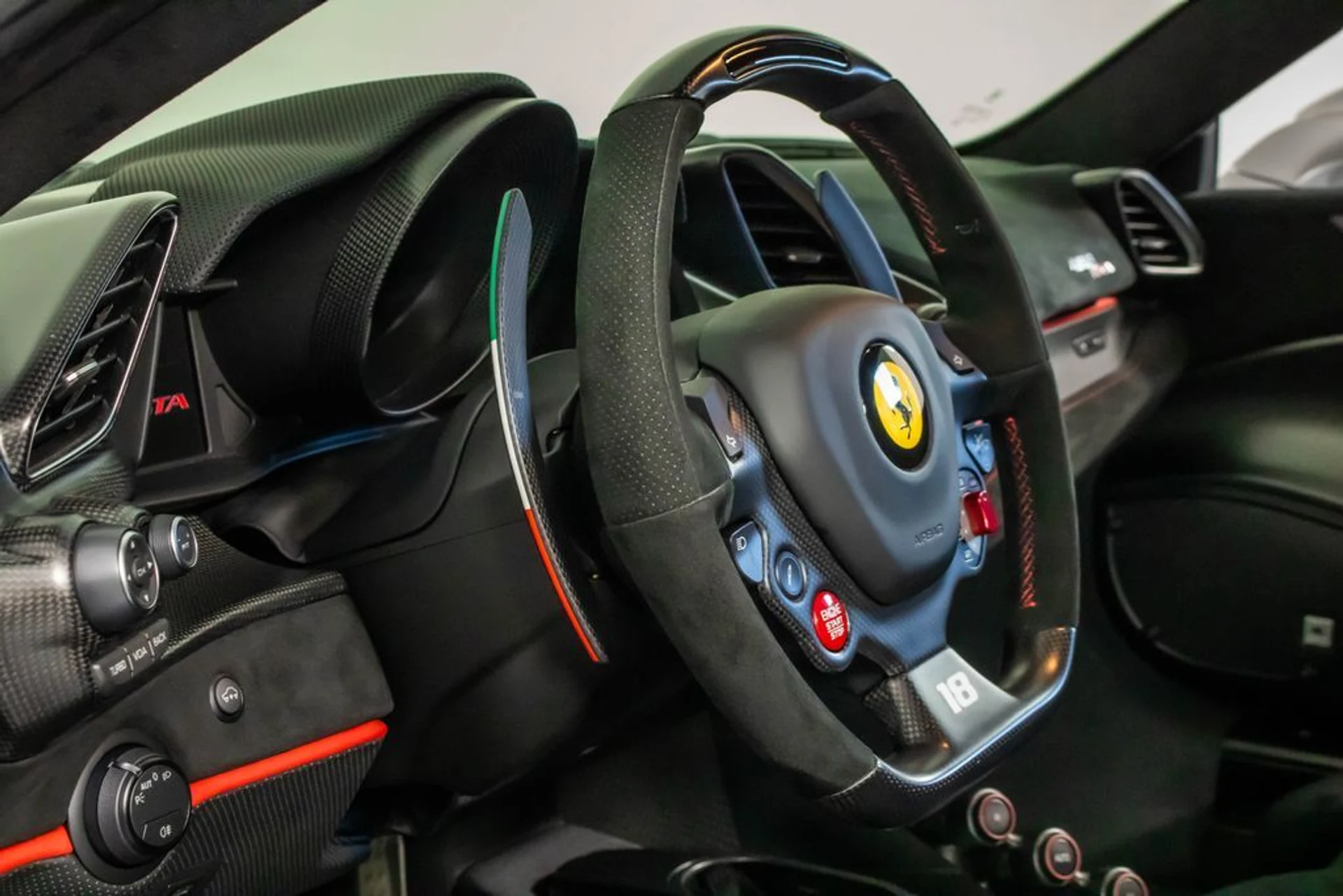 mph044_1810645725_35bffa5ea7b0c7feb49e568f37943458x_3ec9ad580d