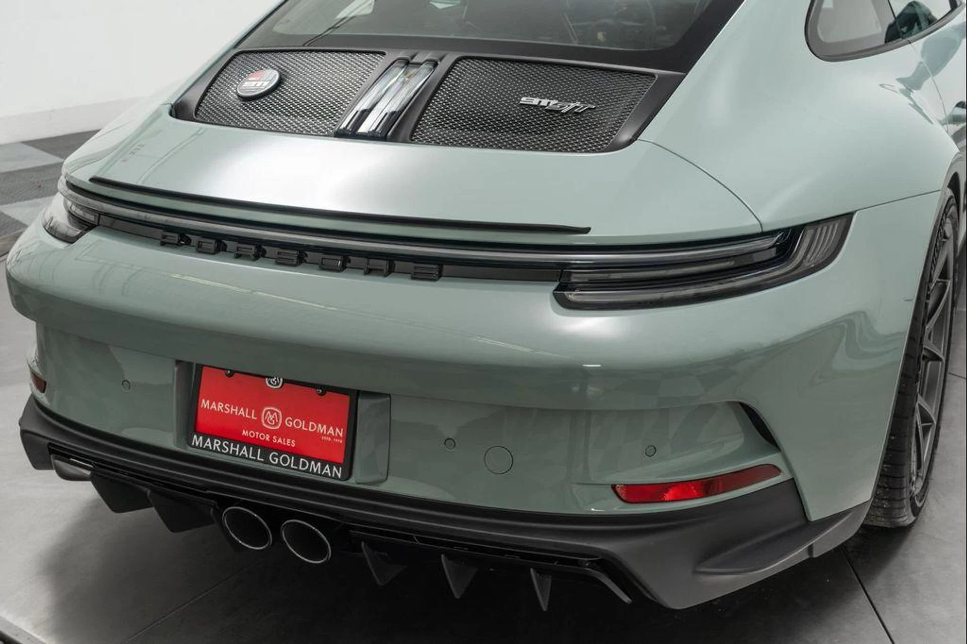 mph044_1813885144_xuy6xp_N_Or_Nyw_Hcw7_Js_GZM_7_R_rd_Q_c06da74e75