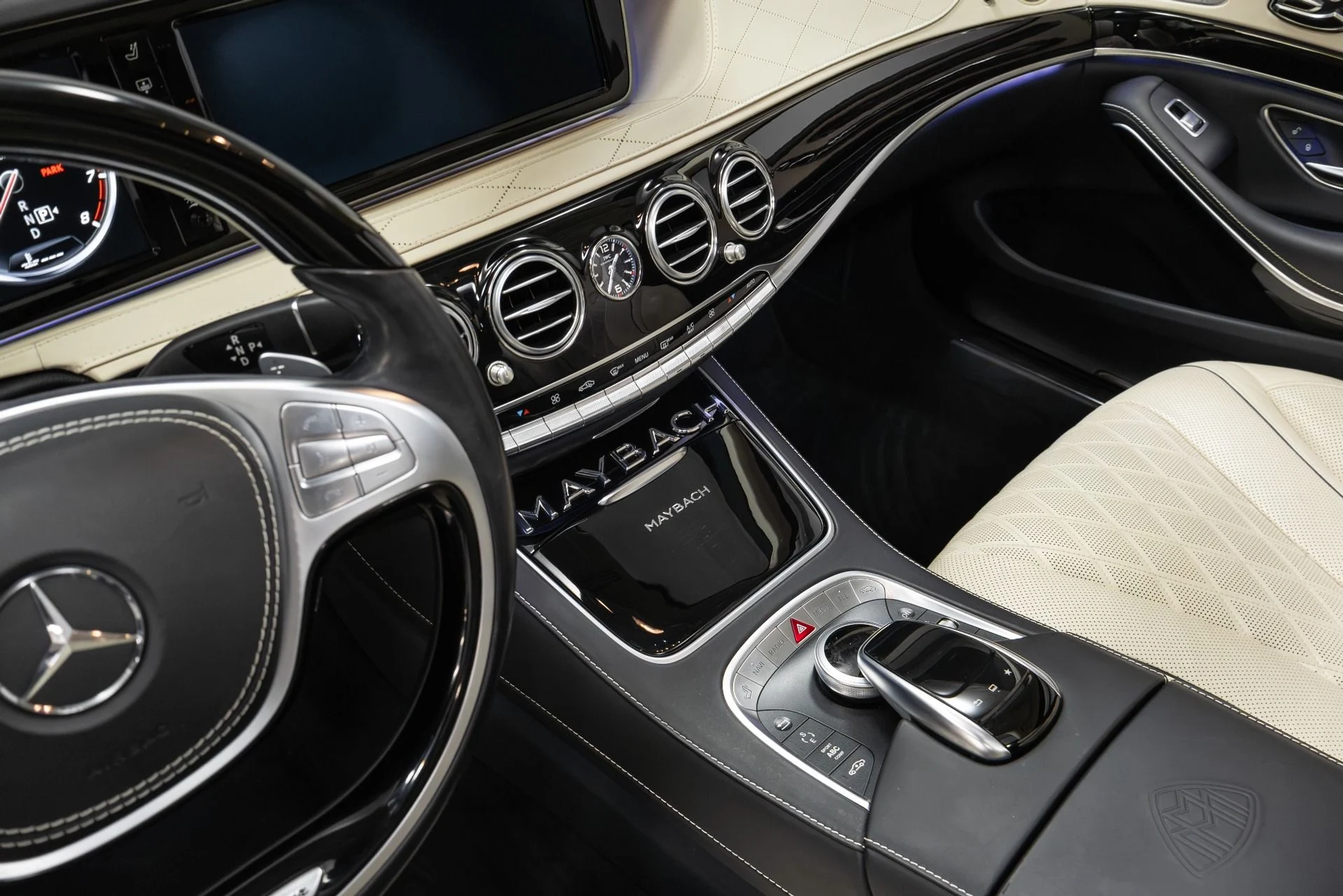 mph044_1835781951_Used_2016_Mercedes_Benz_S_Class_Maybach_S_600_1763586066_e7794be070