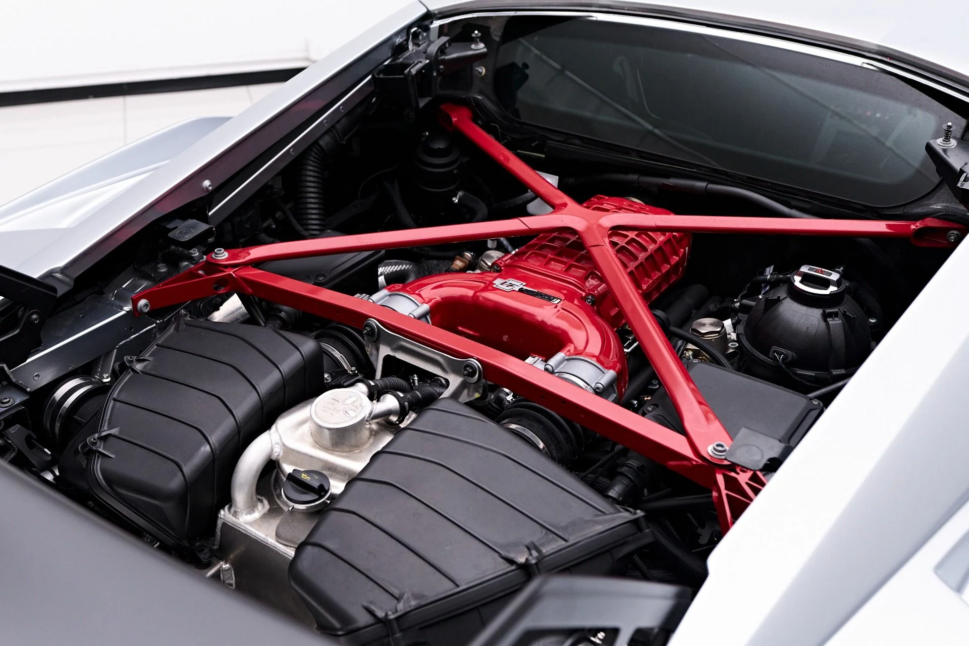 mph044_1845727447_Used_2023_Lamborghini_Huracan_STO_Base_1754673404_2511dcaef7