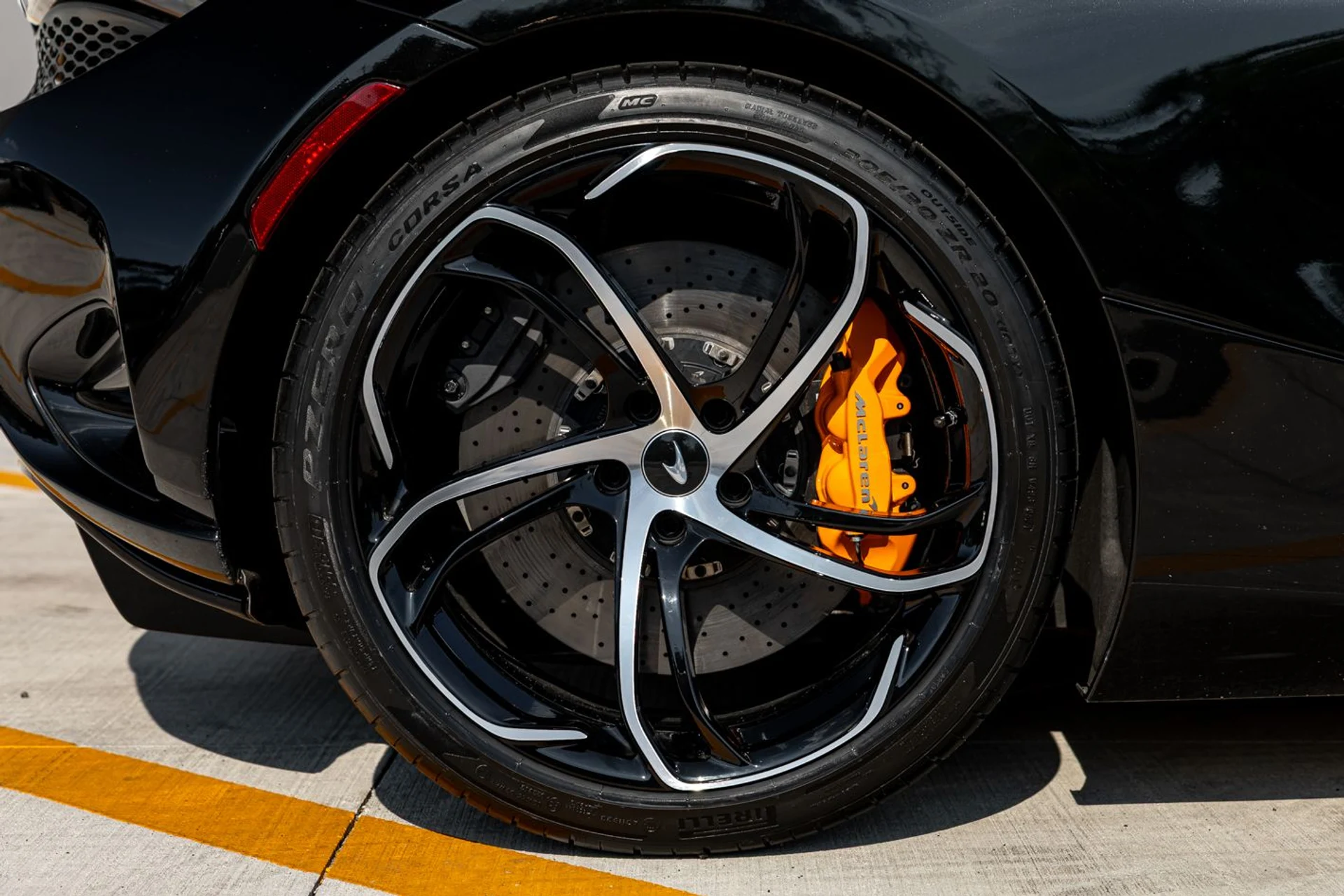 mph044_1847912292_Used_2024_Mc_Laren_750_S_1e64ecda31