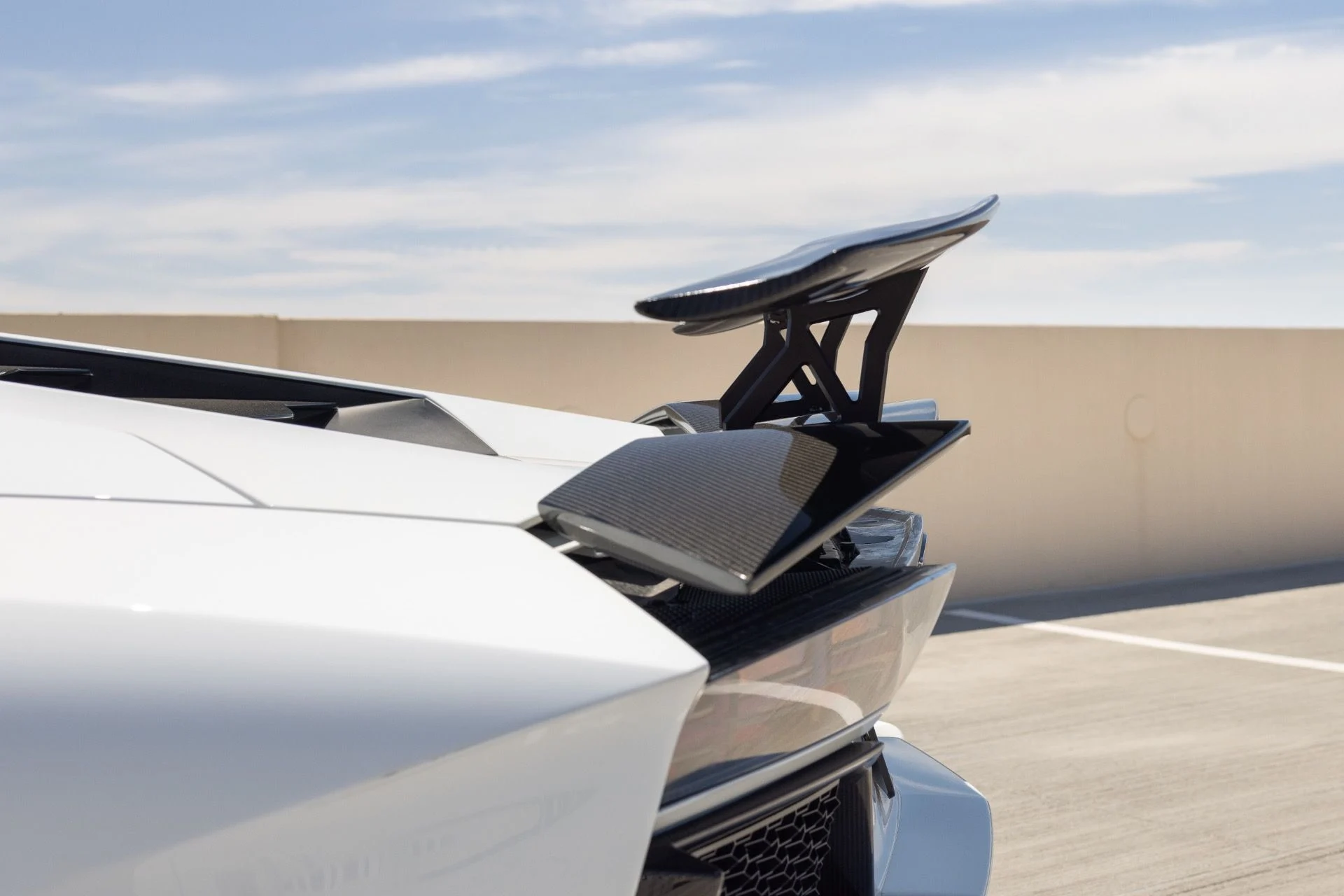 mph044_1854788389_Used_2015_Lamborghini_Aventador_LP_700_4_1785451056_2d2dc18909