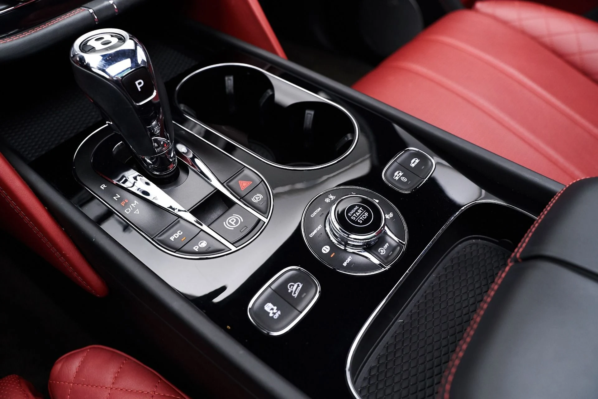 mph044_1857388081_Used_2017_Bentley_Bentayga_W12_1648839982_37d57cf08e