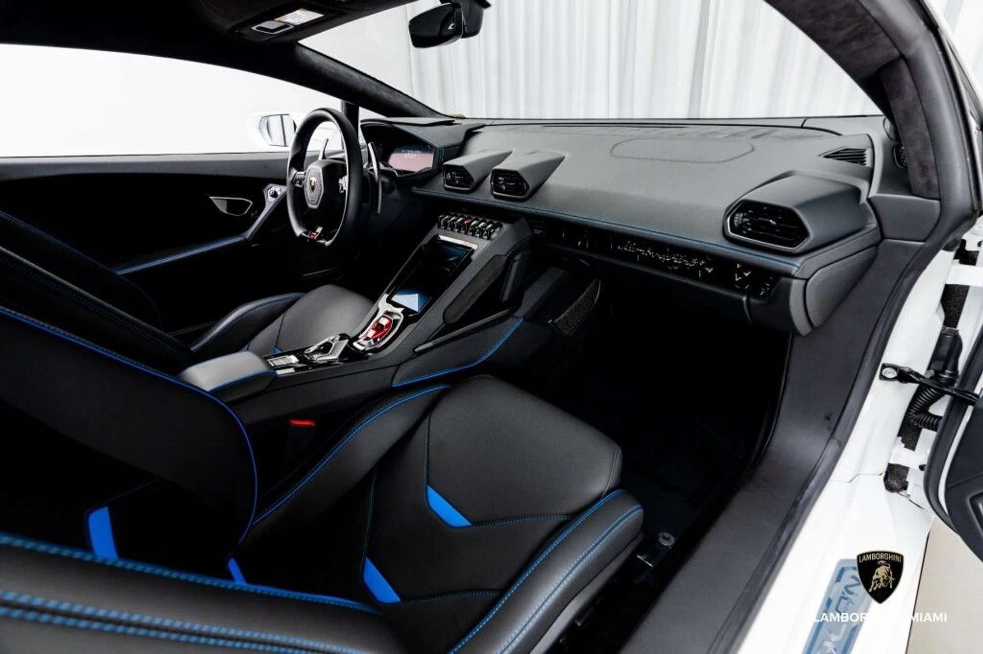 mph044_1867683643_38f70f77f4bb84413d2039cf5015f7dc_485b6e42dc