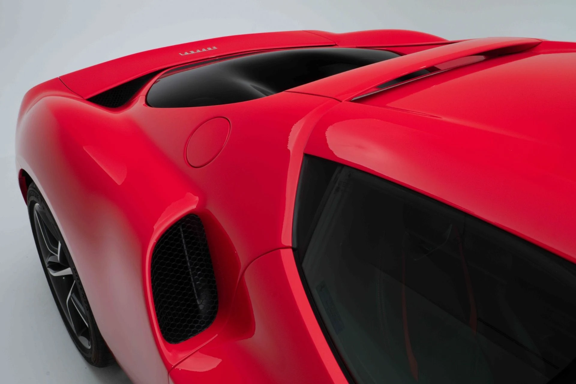 mph044_1872388045_Used_2025_Ferrari_296_GTB_1774025108_4c0c3c592f