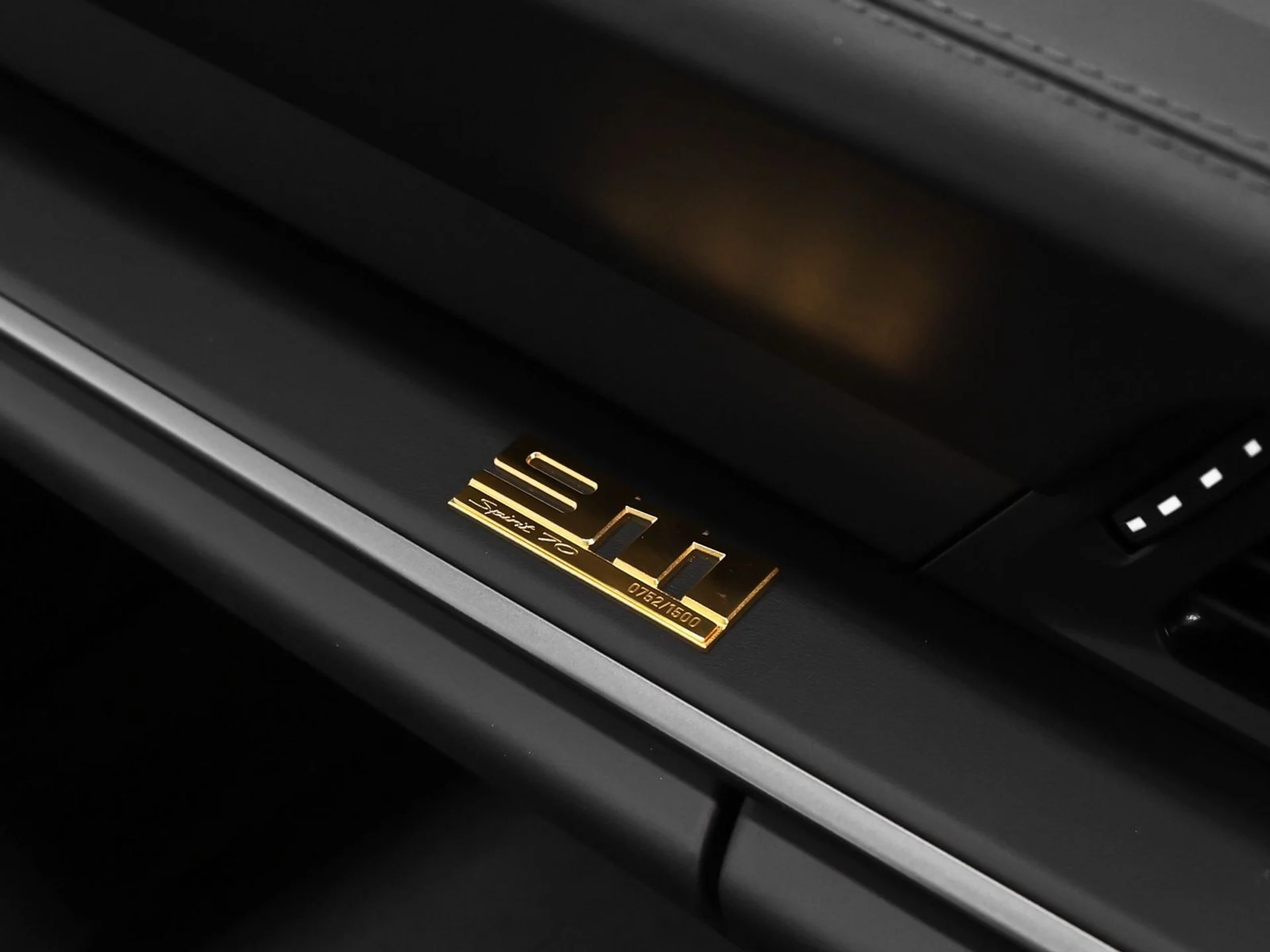 mph044_1878933543_45_39456784e6