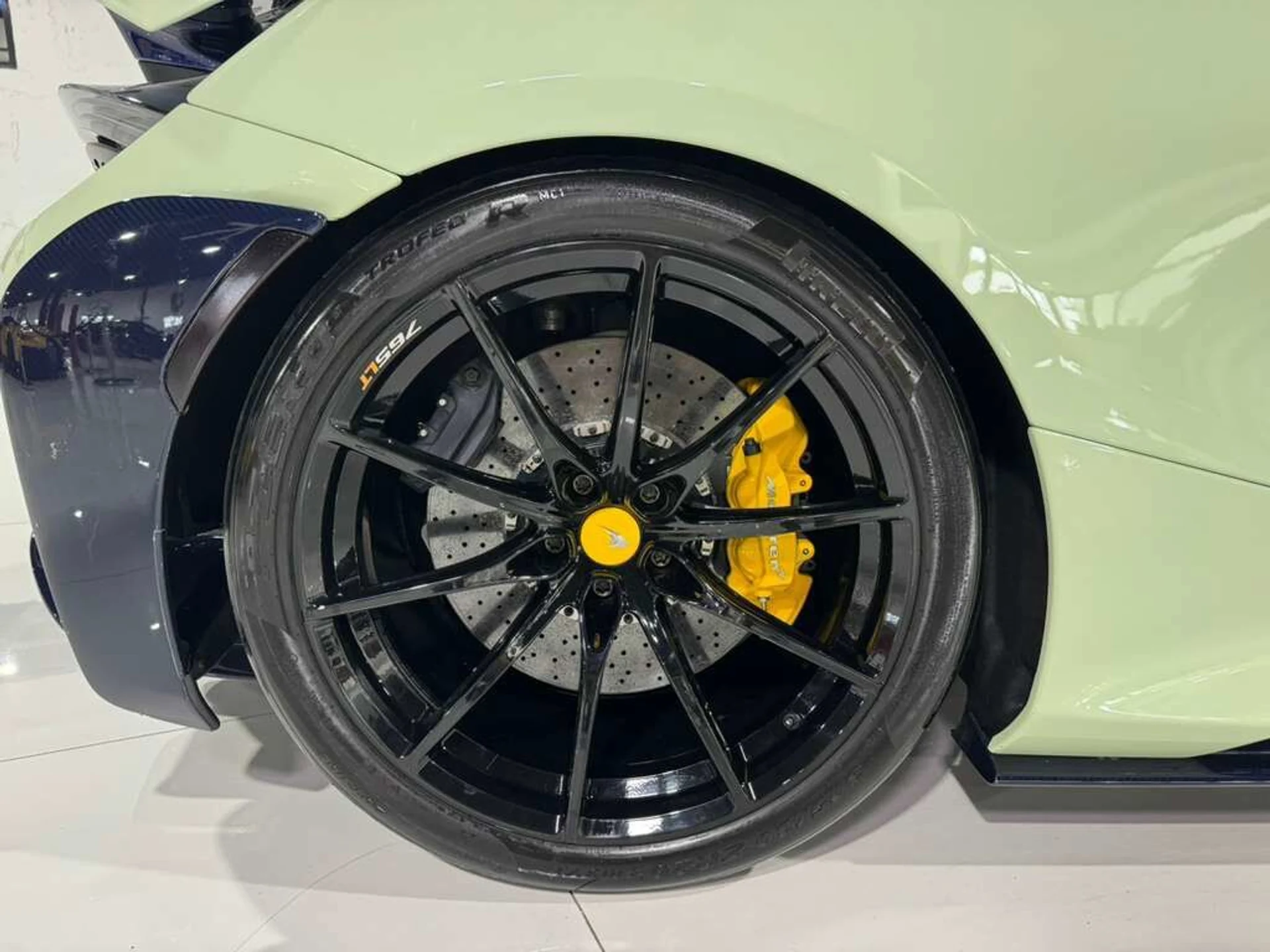 mph044_1885275655_ca464701f3a7876b2b0038165a0c6ec1_d5251531c7