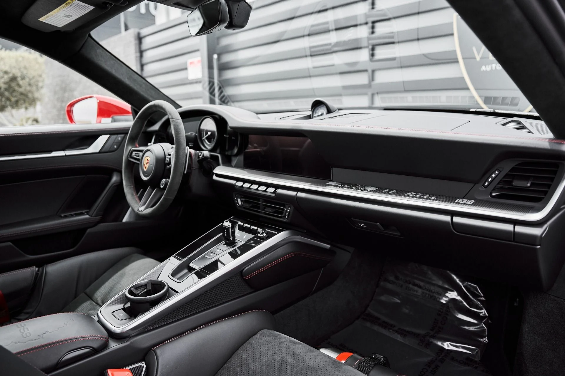 mph044_1886586841_Used_2024_Porsche_911_Turbo_S_1776446275_6166bd93ee