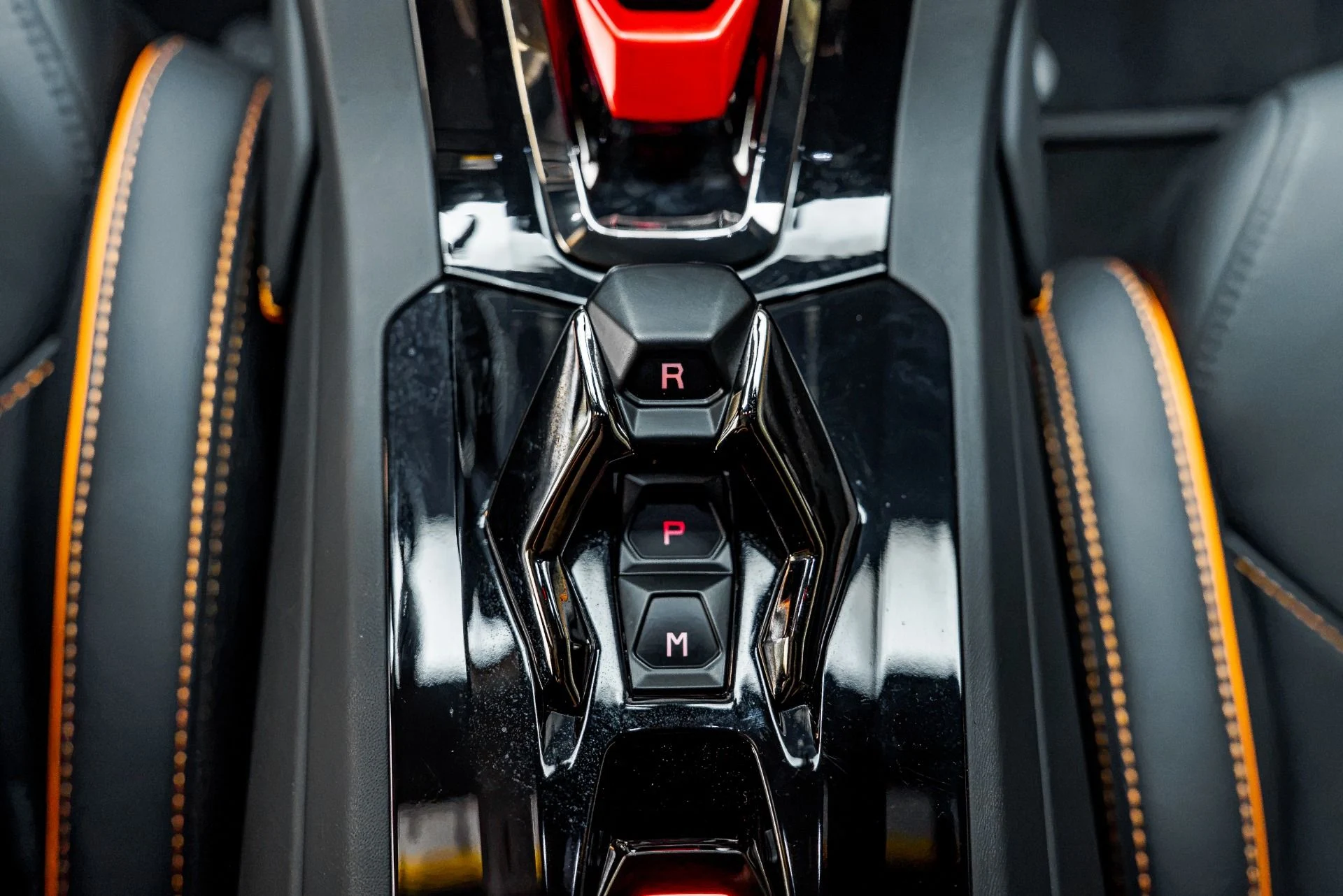 mph044_1888481729_Used_2023_Lamborghini_Huracan_EVO_RWD_1783714649_0ffff007a6